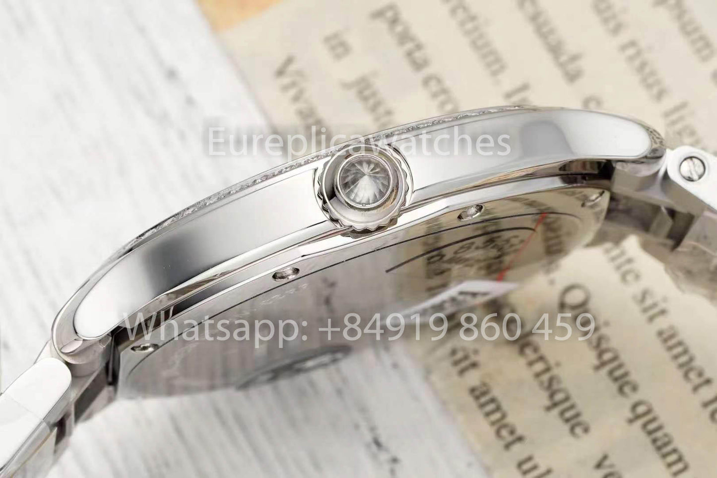 Cartier Ronde Must De Cartier 36mm Custom Diamond 1:1 Best Clone AF Fabbrica Red quadrante
