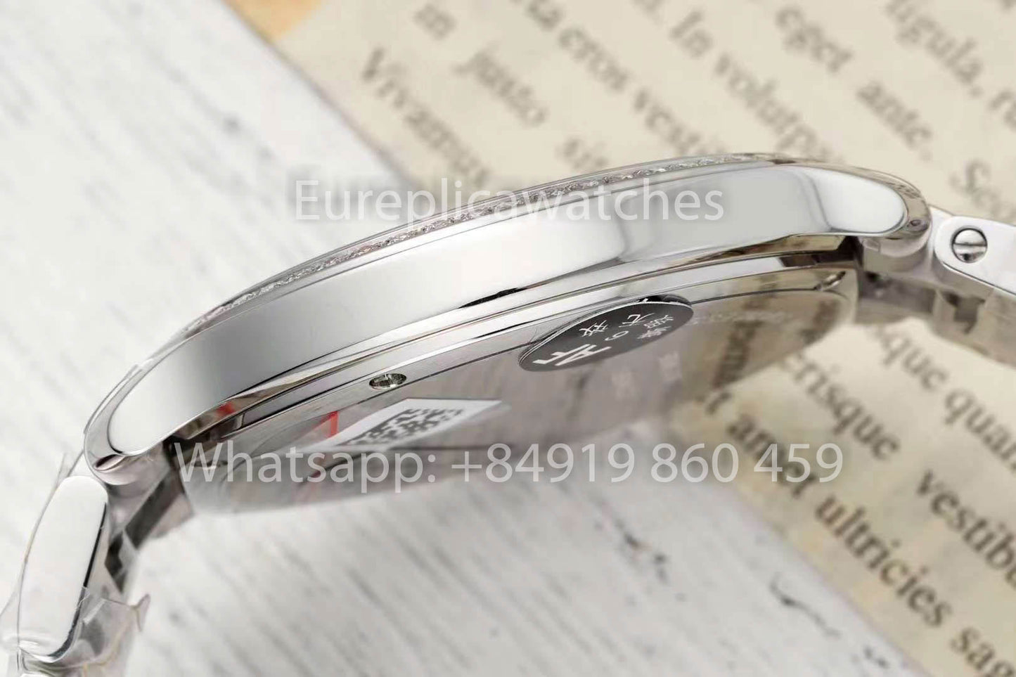 Cartier Ronde Must De Cartier 36mm Custom Diamond 1:1 Best Clone AF Fabbrica Red quadrante