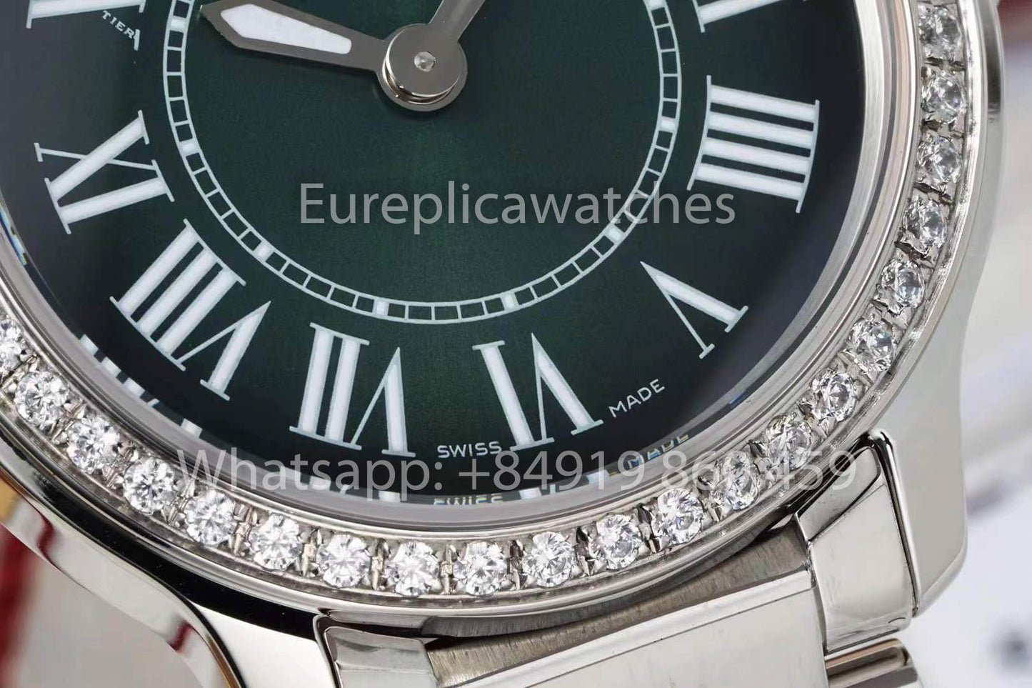Cartier Ronde Must De Cartier 29mm custom diamonds 1:1 Best Clone AF Fabbrica quadrante verde