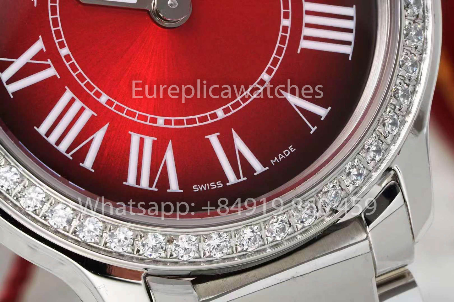 Cartier Ronde Must De Cartier 29mm custom diamonds 1:1 Best Clone AF Fabbrica Red quadrante