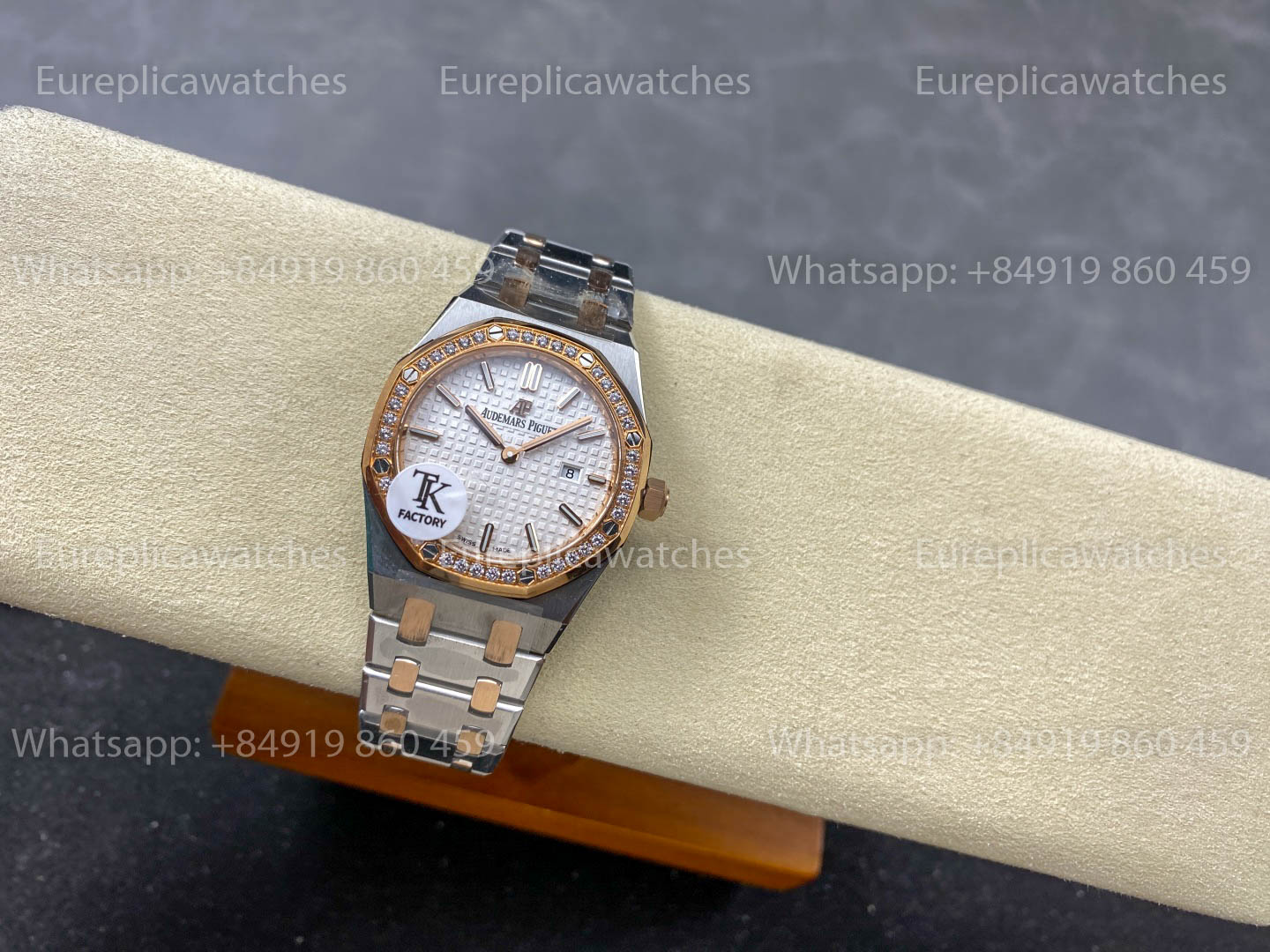 Audemars Piguet Royal Oak Quartz 33mm 67651RS White diamonds TK Fabbrica versione migliore 1:1