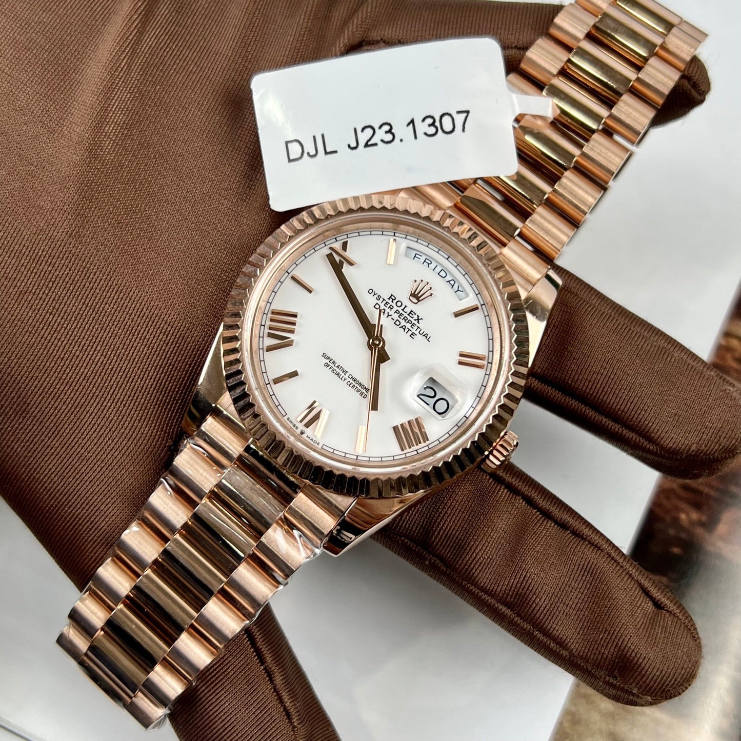 Rolex Day-Date 40 228235-0032 40mm 18k Rosa Oro coated