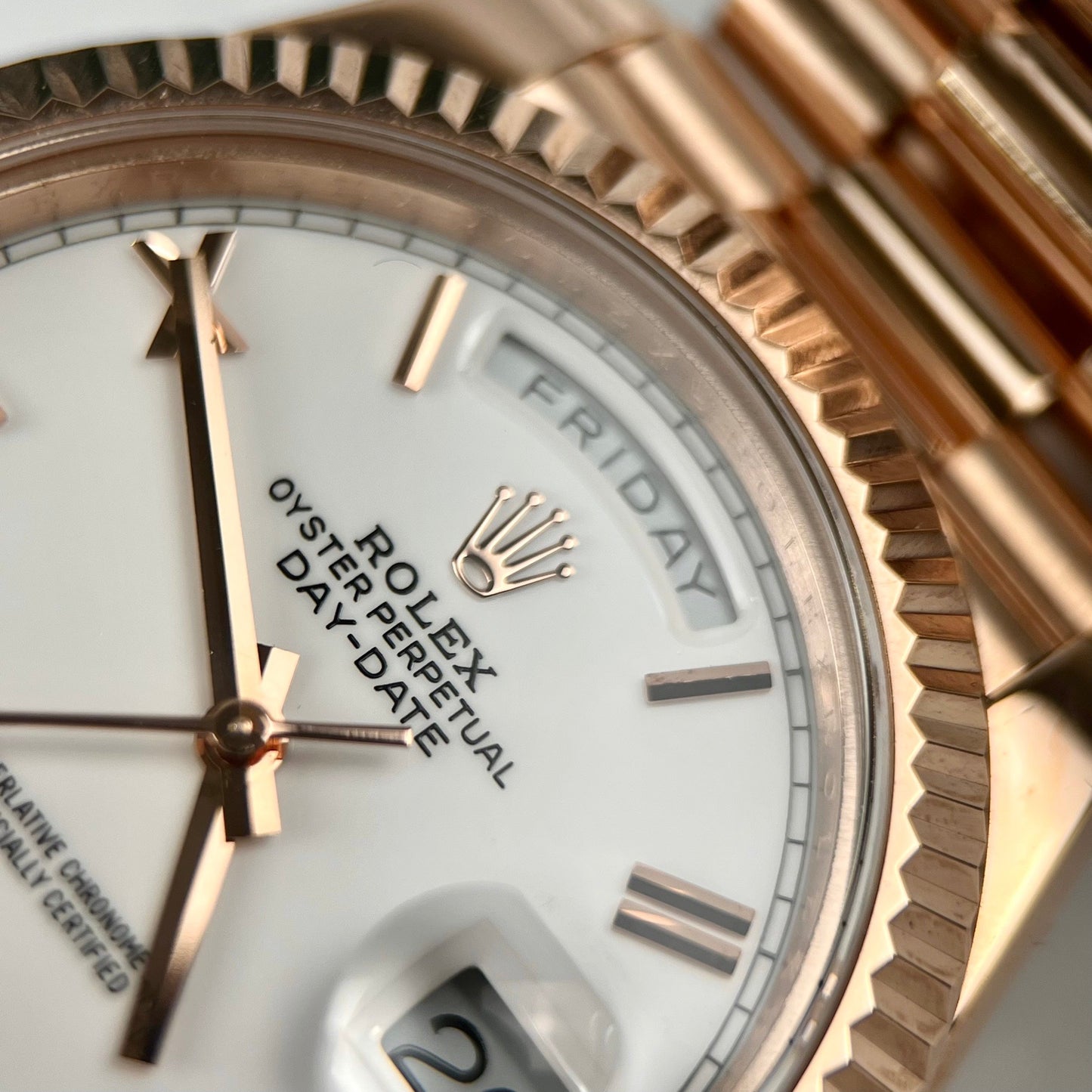 Rolex Day-Date 40 228235-0032 40mm 18k Rosa Oro coated