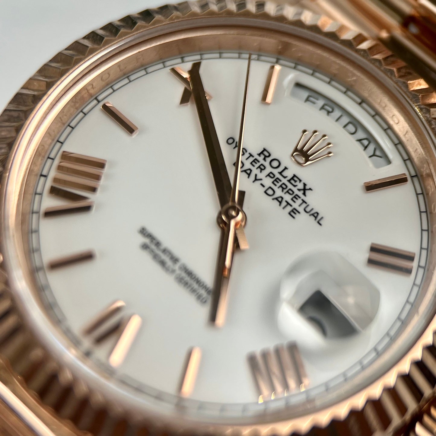 Rolex Day-Date 40 228235-0032 40mm 18k Rosa Oro coated