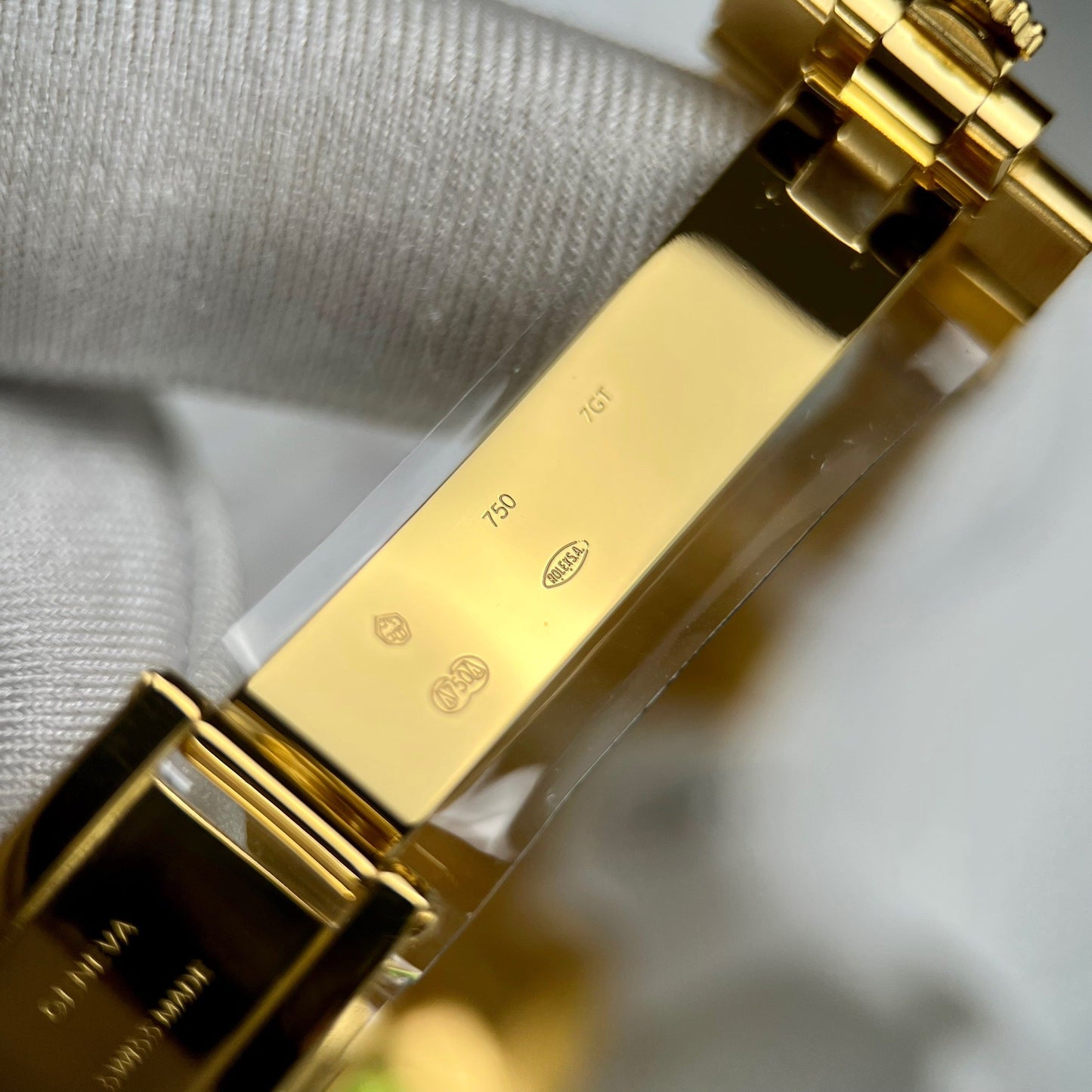 Rolex Day-Date 40 228348rbr-0002 Ouro Amarelo 18k Ouro incrustado com diamantes artificiais