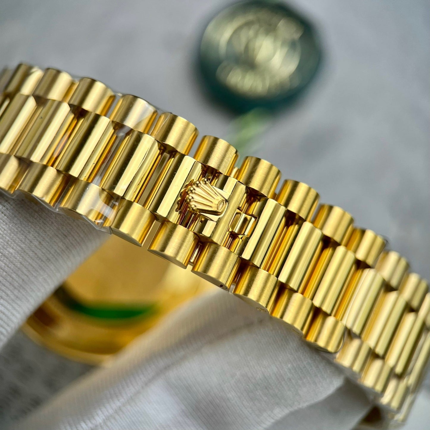 Rolex Day-Date 40 228348rbr-0002 Ouro Amarelo 18k Ouro incrustado com diamantes artificiais