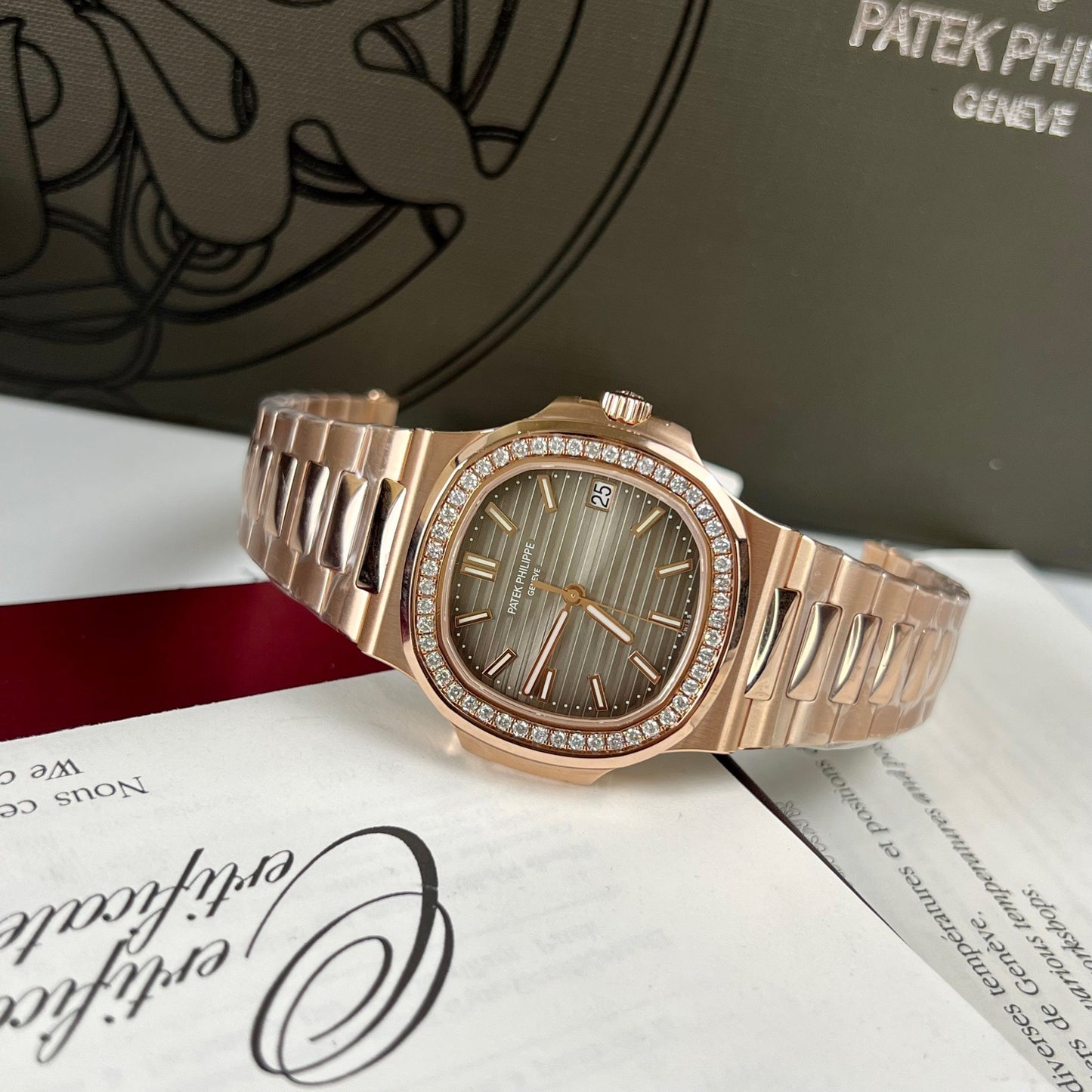 Patek Philippe Nautilus 5711/1R-001 -Wrapped 18k Rosa Oro and diamond from 3K Fabbrica