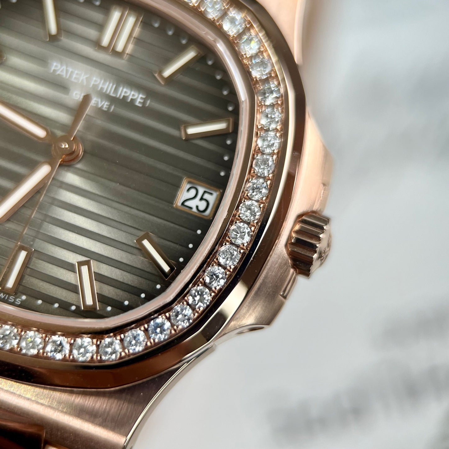 Patek Philippe Nautilus 5711/1R-001 -Wrapped 18k Rosa Oro and diamond from 3K Fabbrica