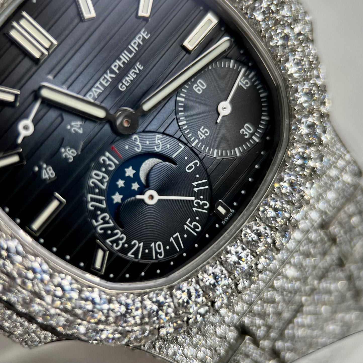 Patek Philippe Nautilus 5712/1A-001 1:1 Best Edition PPF Fabbrica V2 Blue Dial Custom Moissanite