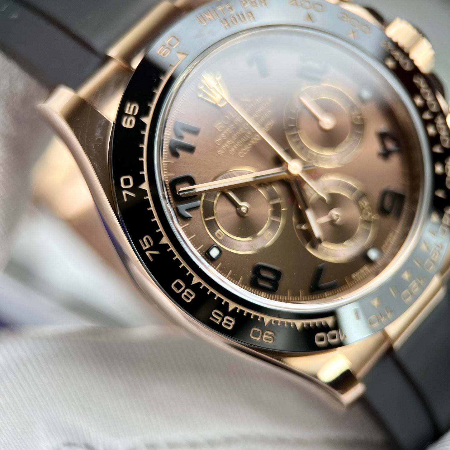 Rolex Daytona Rosa Oro Chocolate Arabic quadrante & lunetta in ceramica Oysterflex Gomma bracciale 116515LN