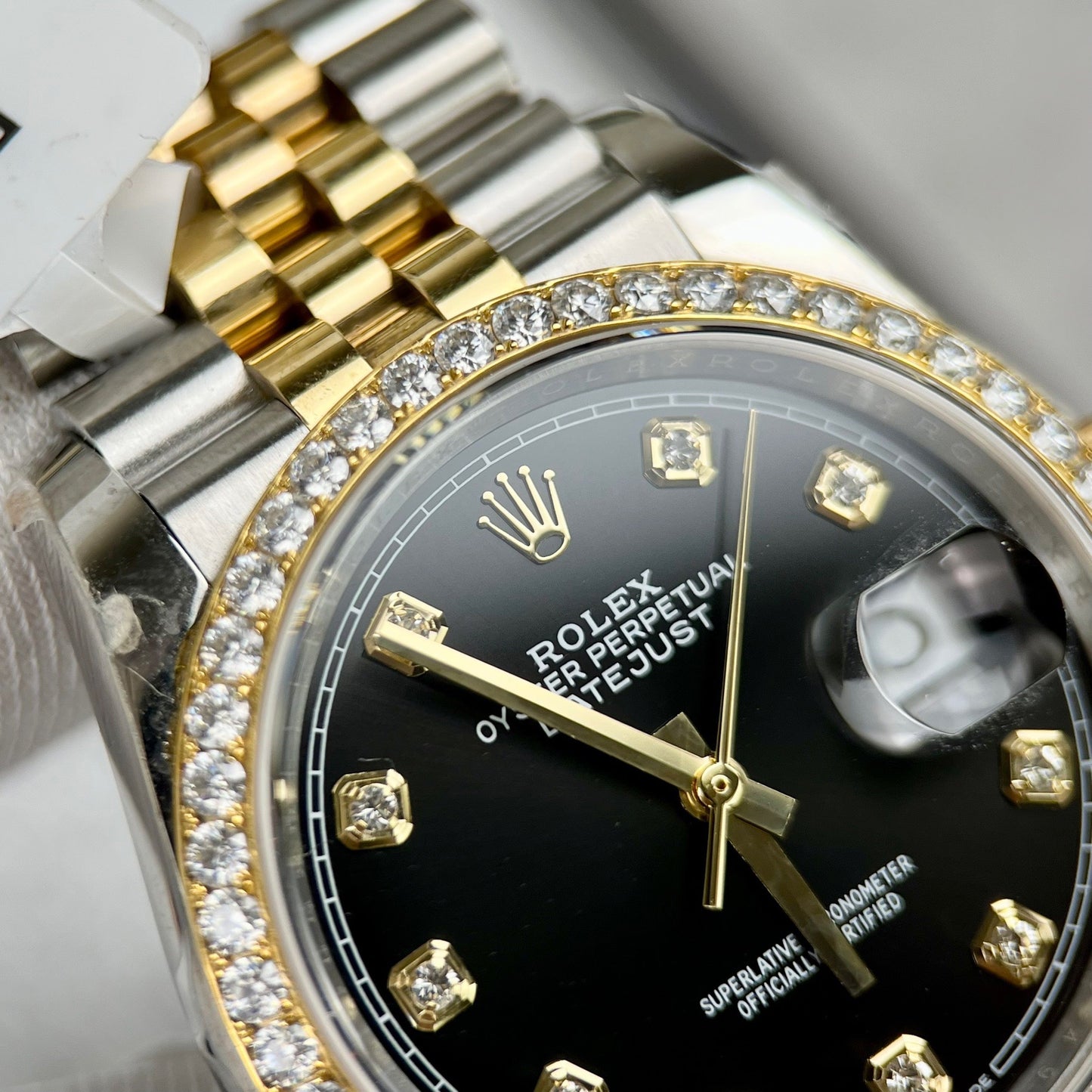 Rolex Datejust 36mm Diamonds 126283RBR 18k yellow Oro and moissanite