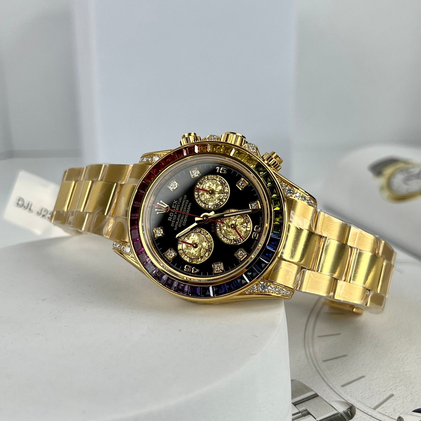 Rolex Cosmograph Daytona Rainbow 116598 RBOW-78608 [Custom Oro, moissanite, ruby stone]