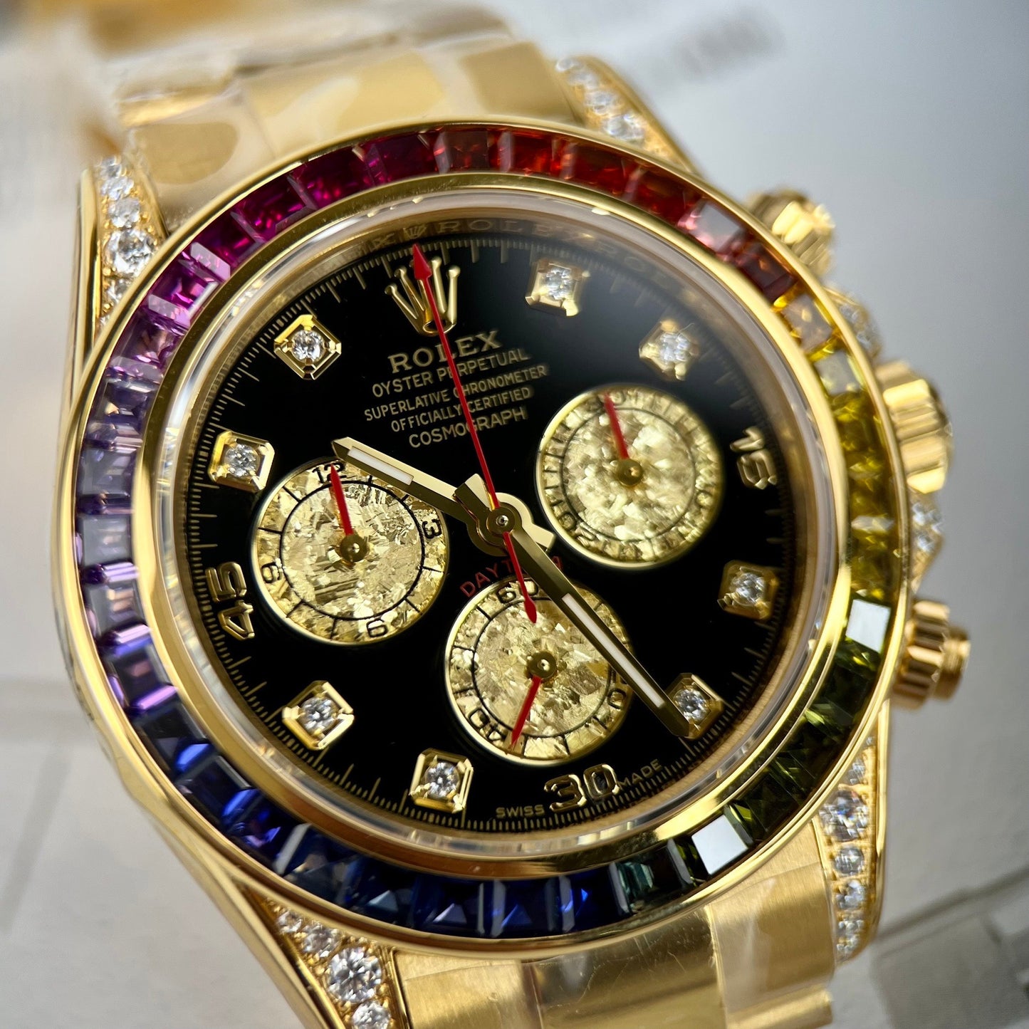 Rolex Cosmograph Daytona Rainbow 116598 RBOW-78608 [Custom Oro, moissanite, ruby stone]