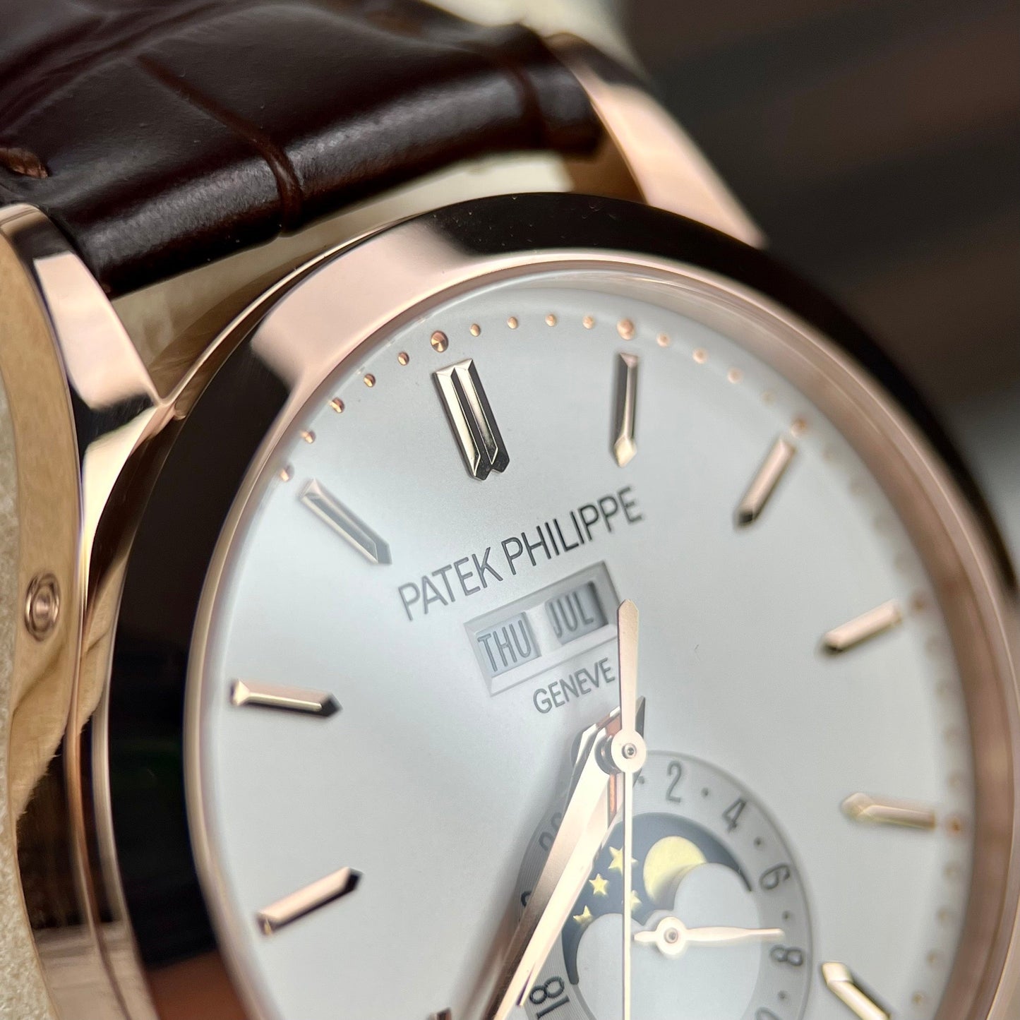 PATEK PHILIPPE COMPLICATIONS ANNUAL CALENDAR ROSE GOLD 5396R-011 Rose gold coated