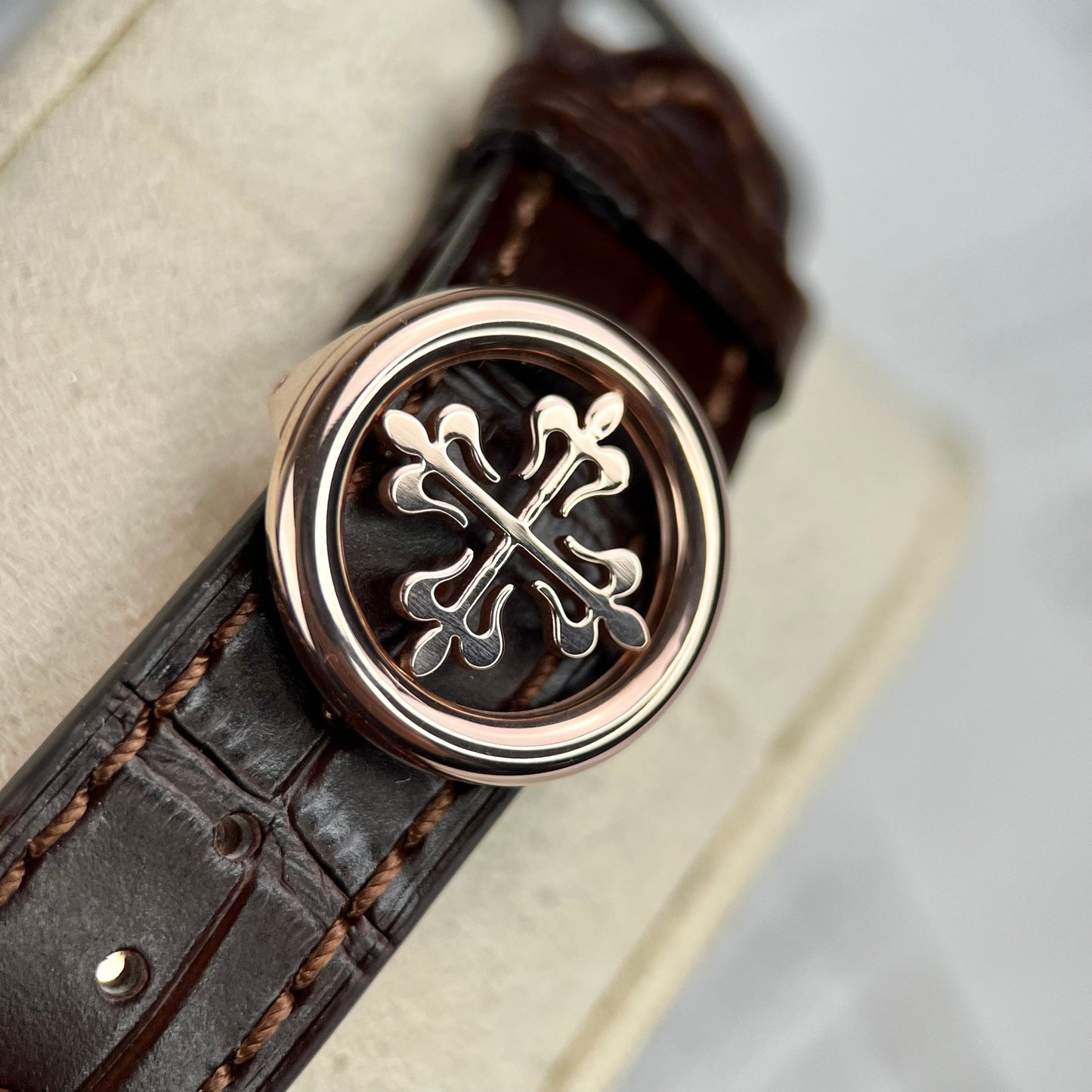 PATEK PHILIPPE COMPLICATIONS ANNUAL CALENDAR ROSE GOLD 5396R-011 Rose gold coated