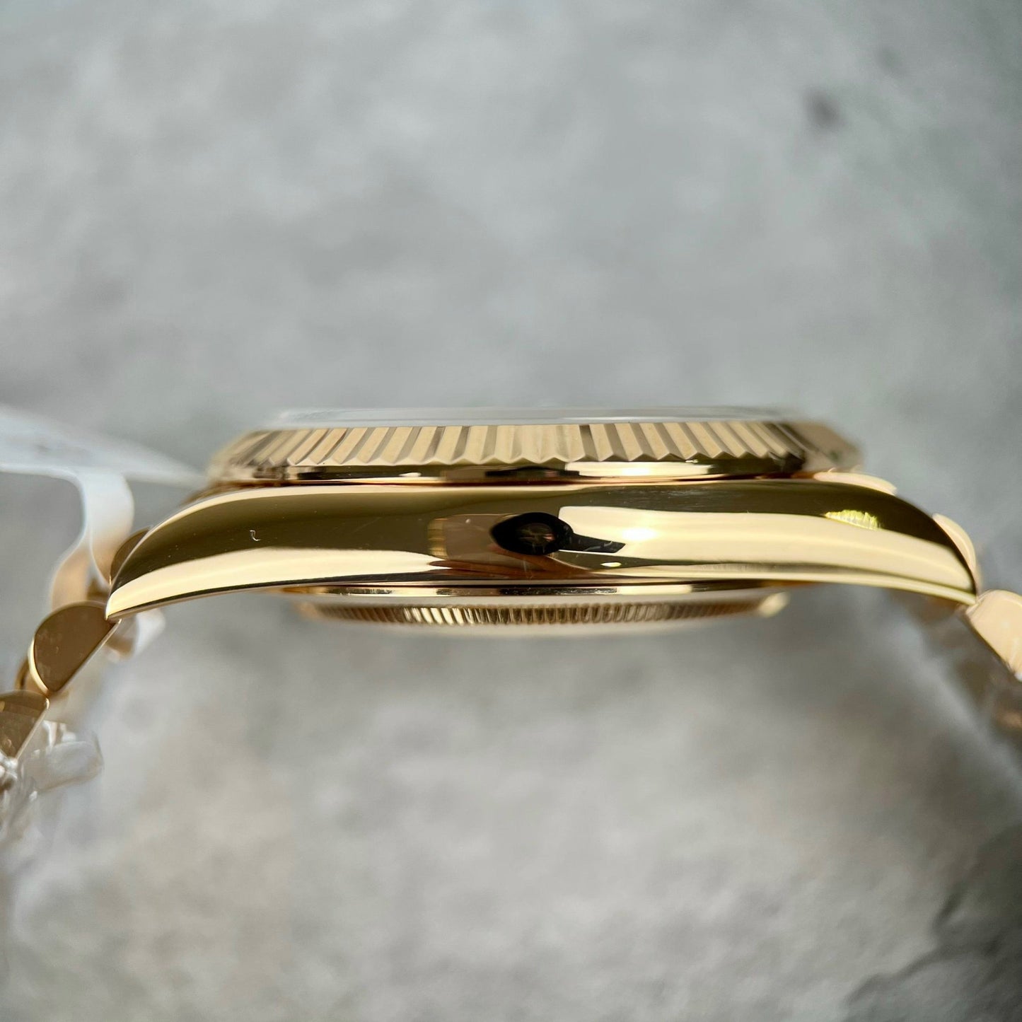 Rolex Day-Date 40 228235 Oro Filled 18k with 167 gram peso quadrante verde