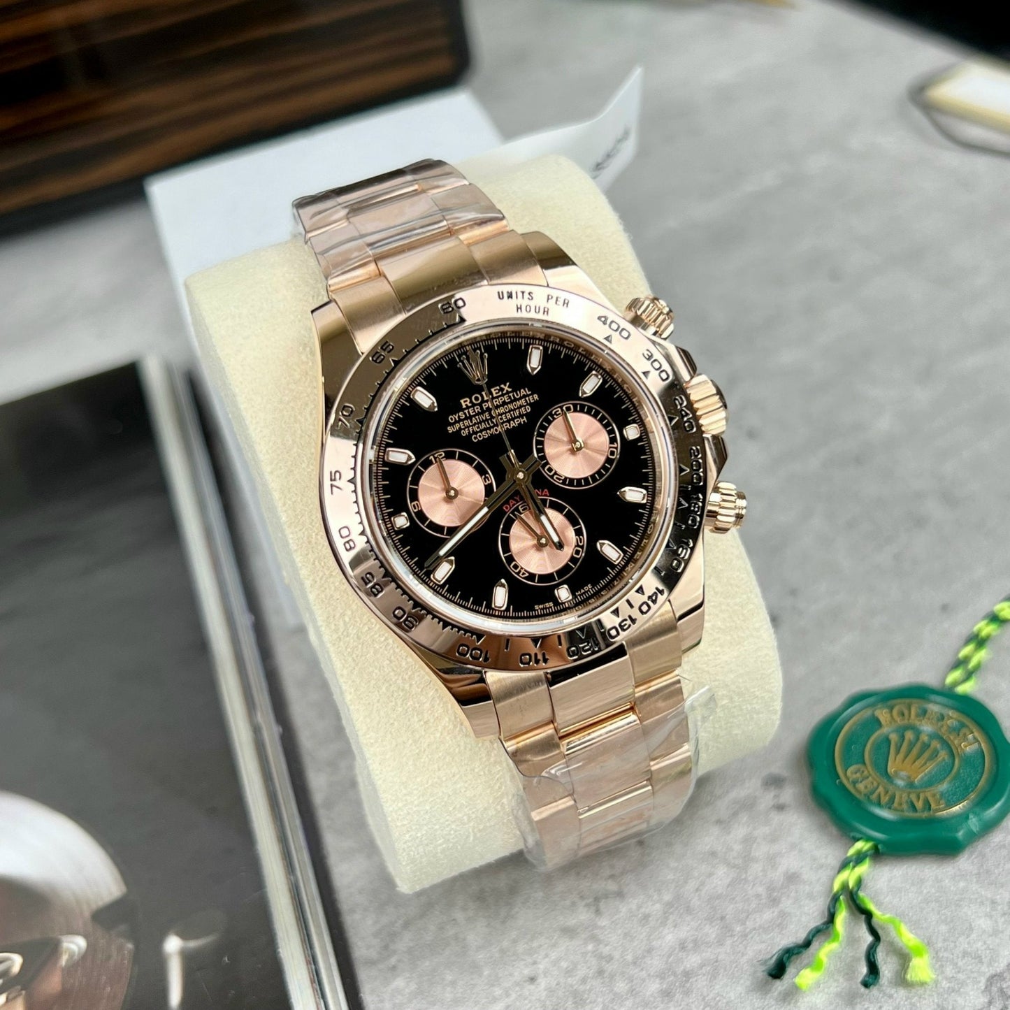 Rolex Cosmograph Daytona M116505-0008 18k Everose Oro Filled