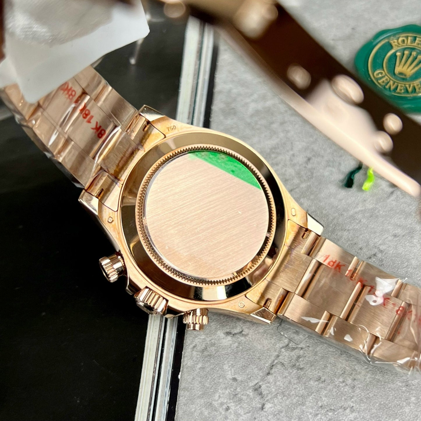 Rolex Cosmograph Daytona M116505-0008 18k Everose Oro Filled