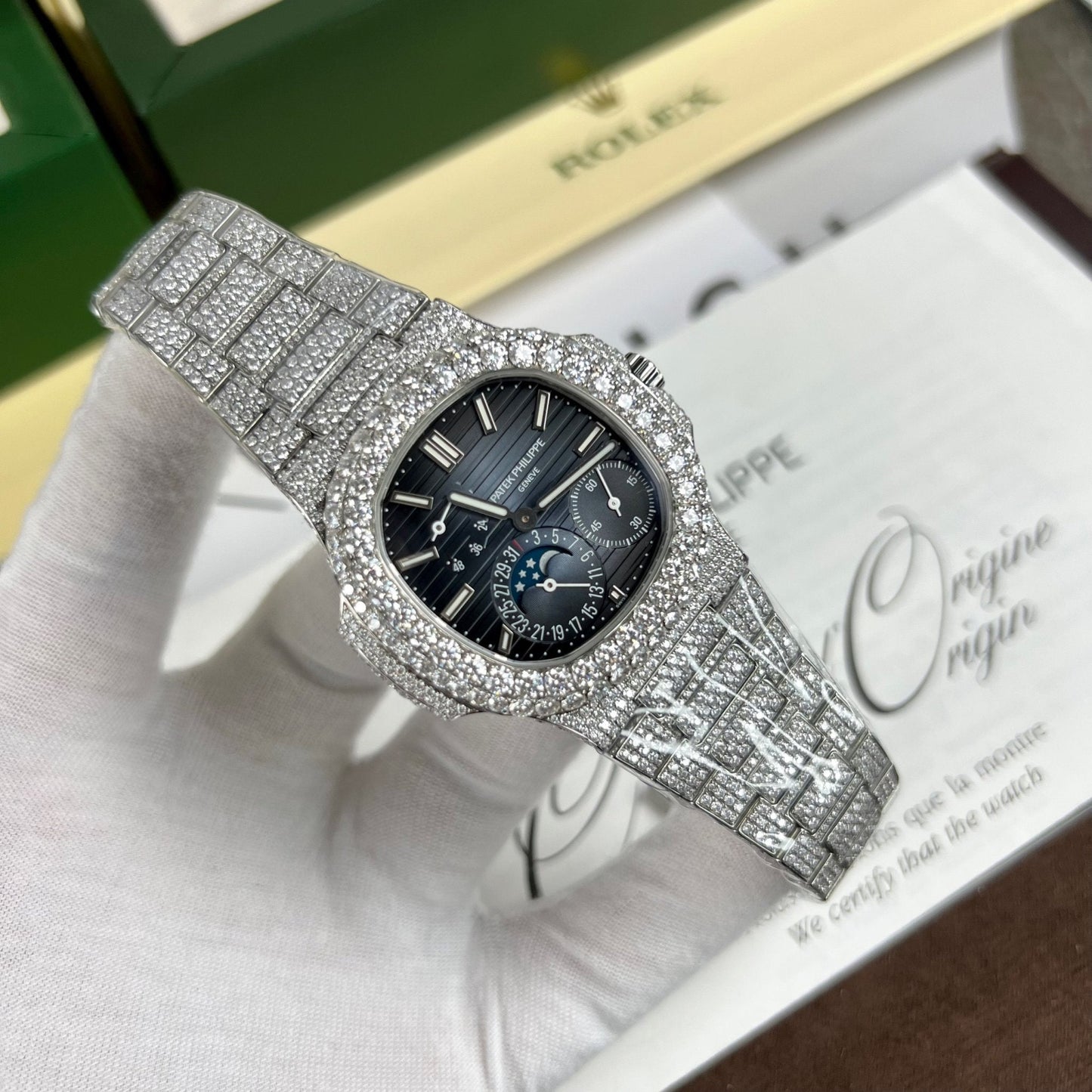 Patek Philippe Nautilus 5712/1A-001  PPF Fabbrica V2 Blue Dial custom full Moissanite