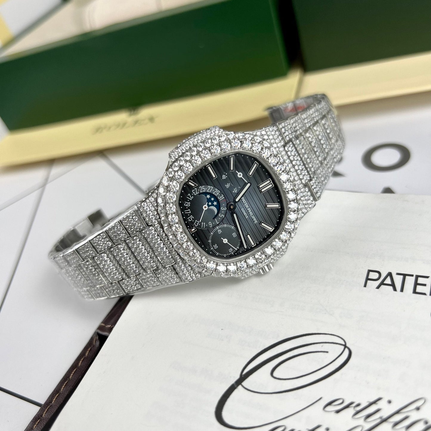 Patek Philippe Nautilus 5712/1A-001  PPF Fabbrica V2 Blue Dial custom full Moissanite