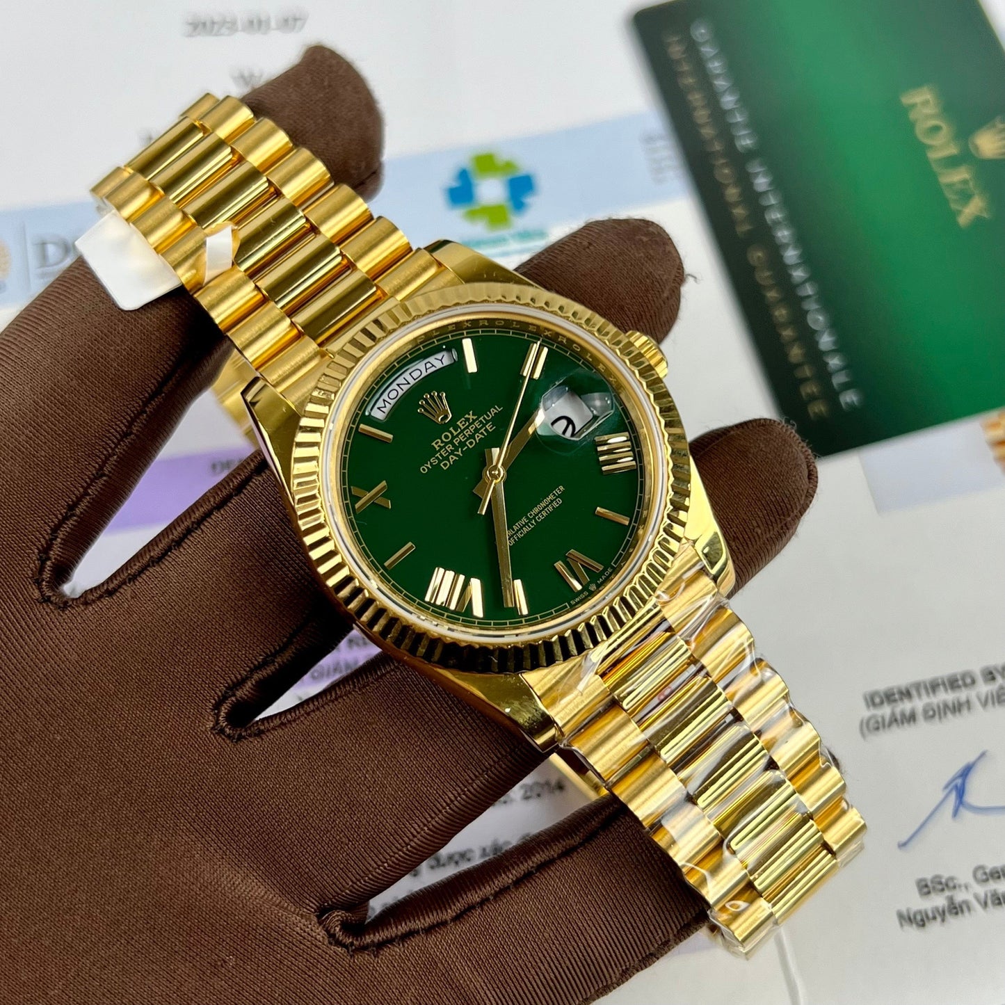 Rolex DayDate 40mm 228238 coated 18k Yellow Oro President quadrante verde 130 gram