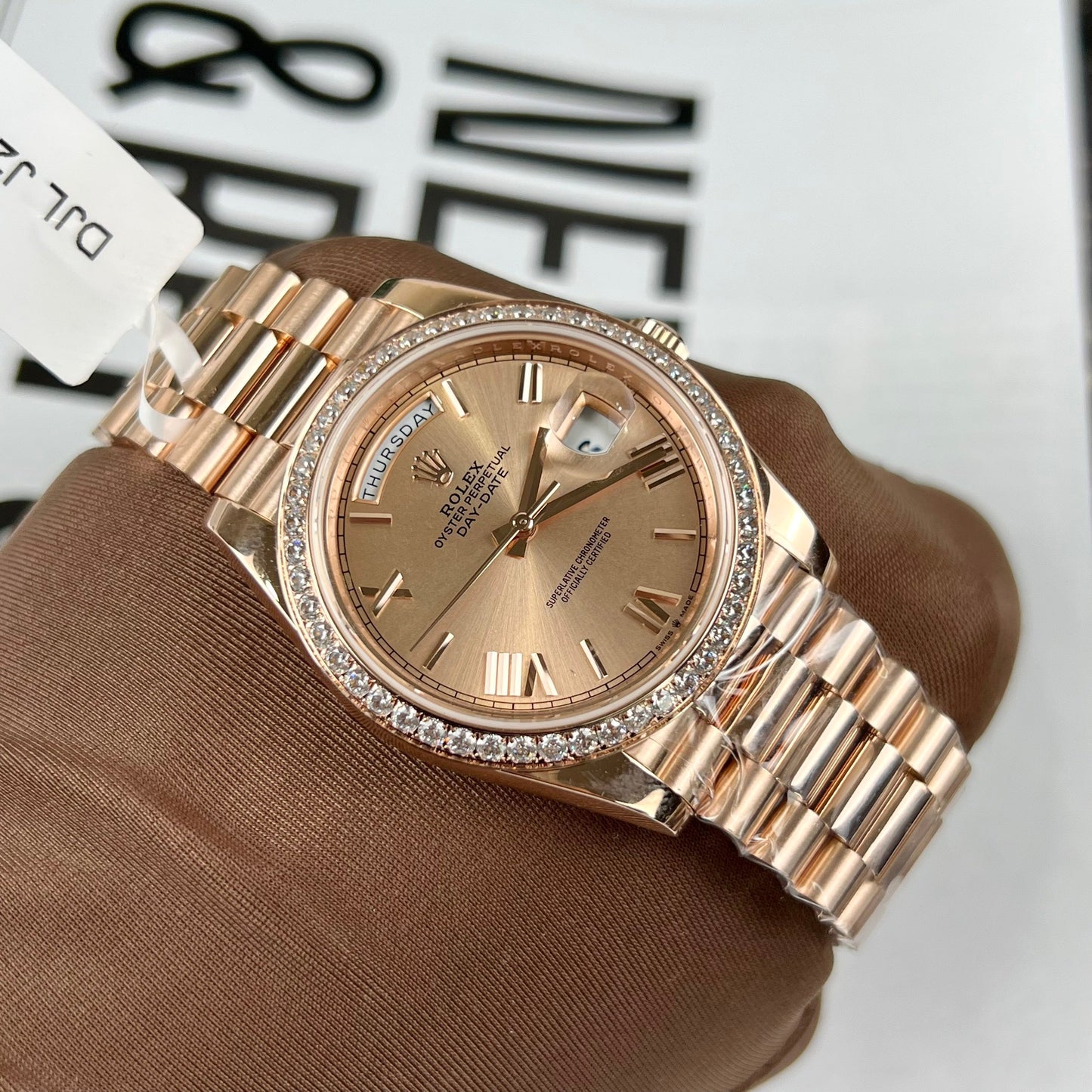Rolex Oyster Day-Date 40mm 228235 coated 18k Rosa Oro Best 1:1 Edizione 130 gram moissanite lunetta