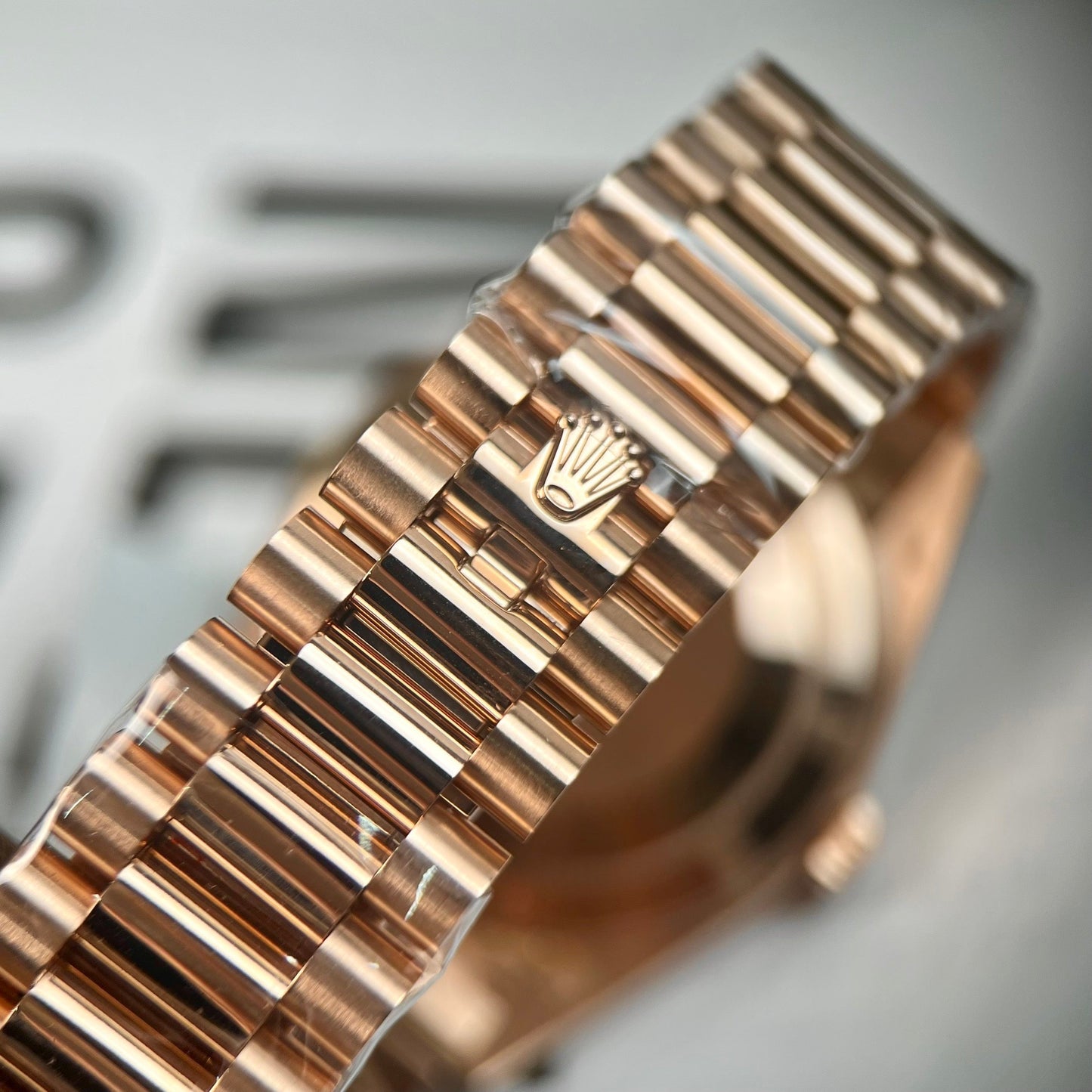 Rolex Day-Date 40 228235-0032 40mm best 1:1 Edizione 18k Rosa Oro coated and stone lunetta