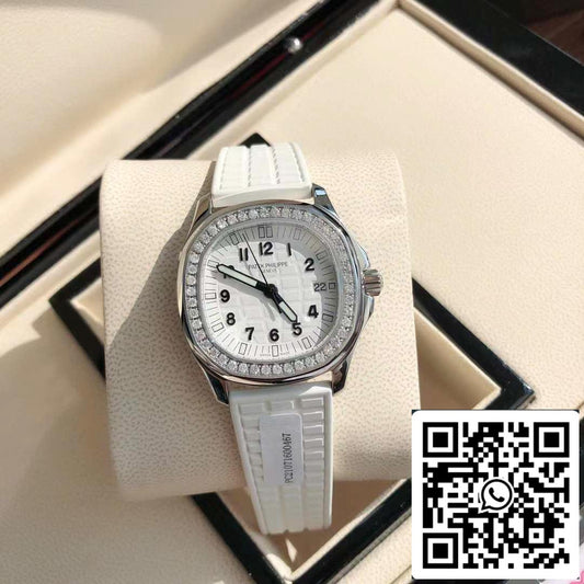 Patek Philippe Aquanaut 5267/200A-010 and diamond Bezel - Swiss Original movimento