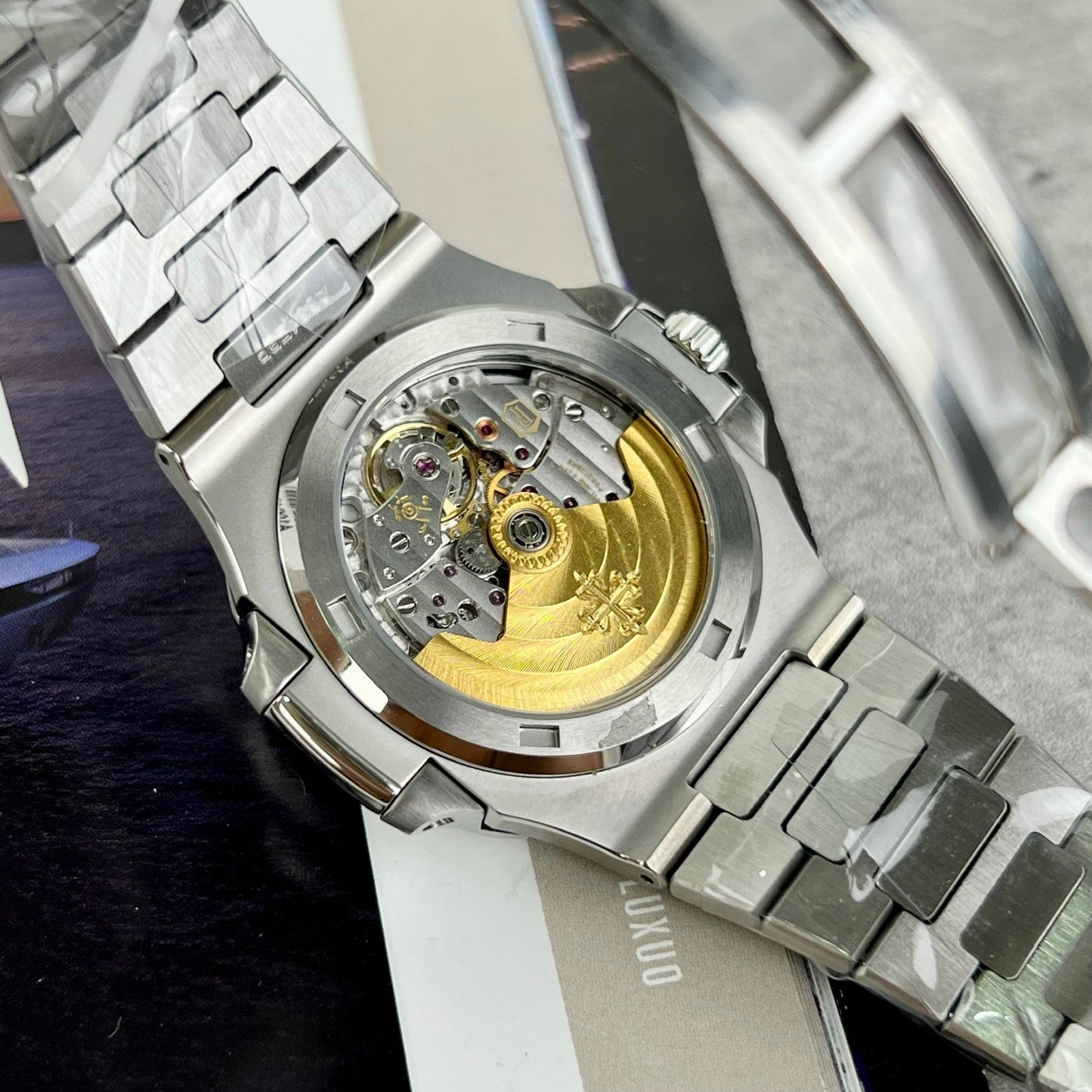 Patek Philippe Nautilus 5711 Best 1:1 Edition PPF Fabbrica Black dial custom Diamonds Moissanite