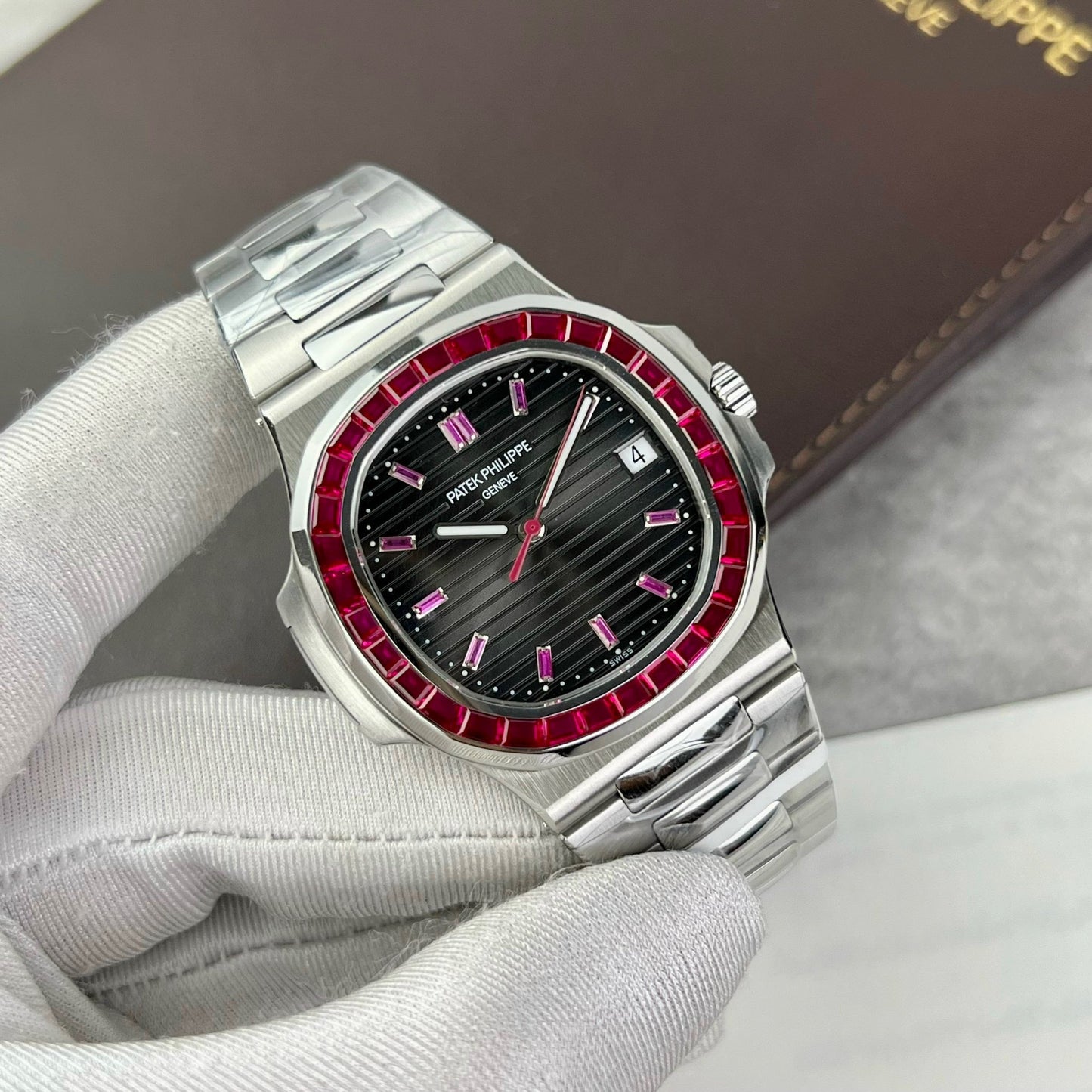 Patek Philippe Nautilus 5711/112P-001Best 1:1 Edition PPF Fabbrica custom Ruby Stone