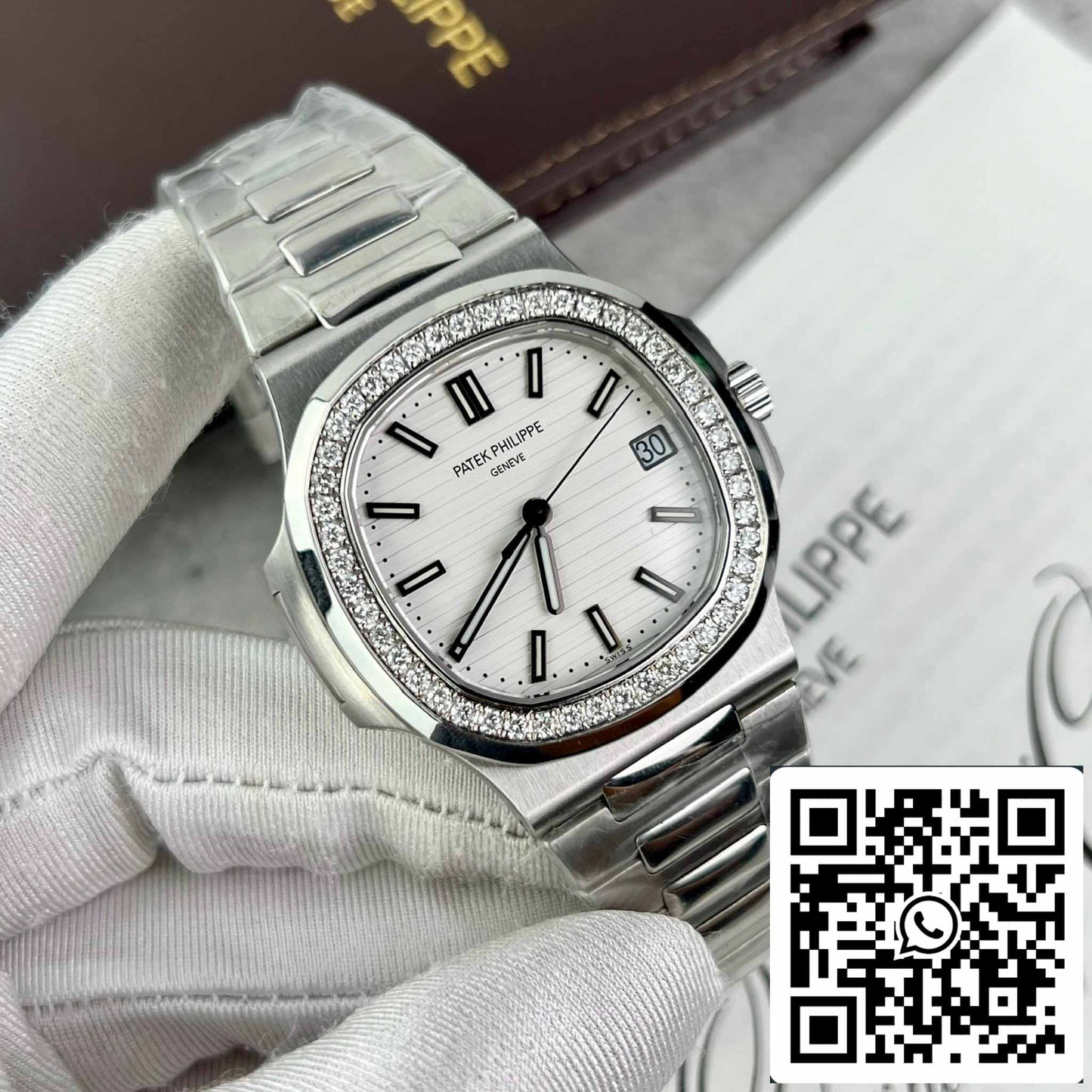 Patek Philippe Nautilus 5711/1A-011 Best 1:1 Edition PPF Fabbrica custom Diamonds Moissanite
