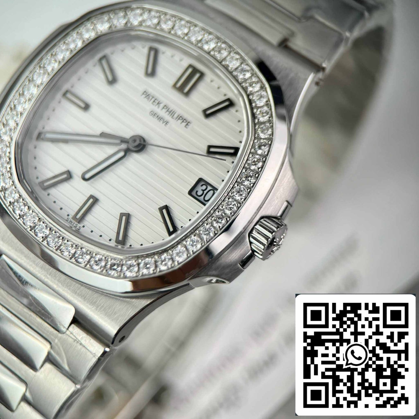 Patek Philippe Nautilus 5711/1A-011 Best 1:1 Edition PPF Fabbrica custom Diamonds Moissanite