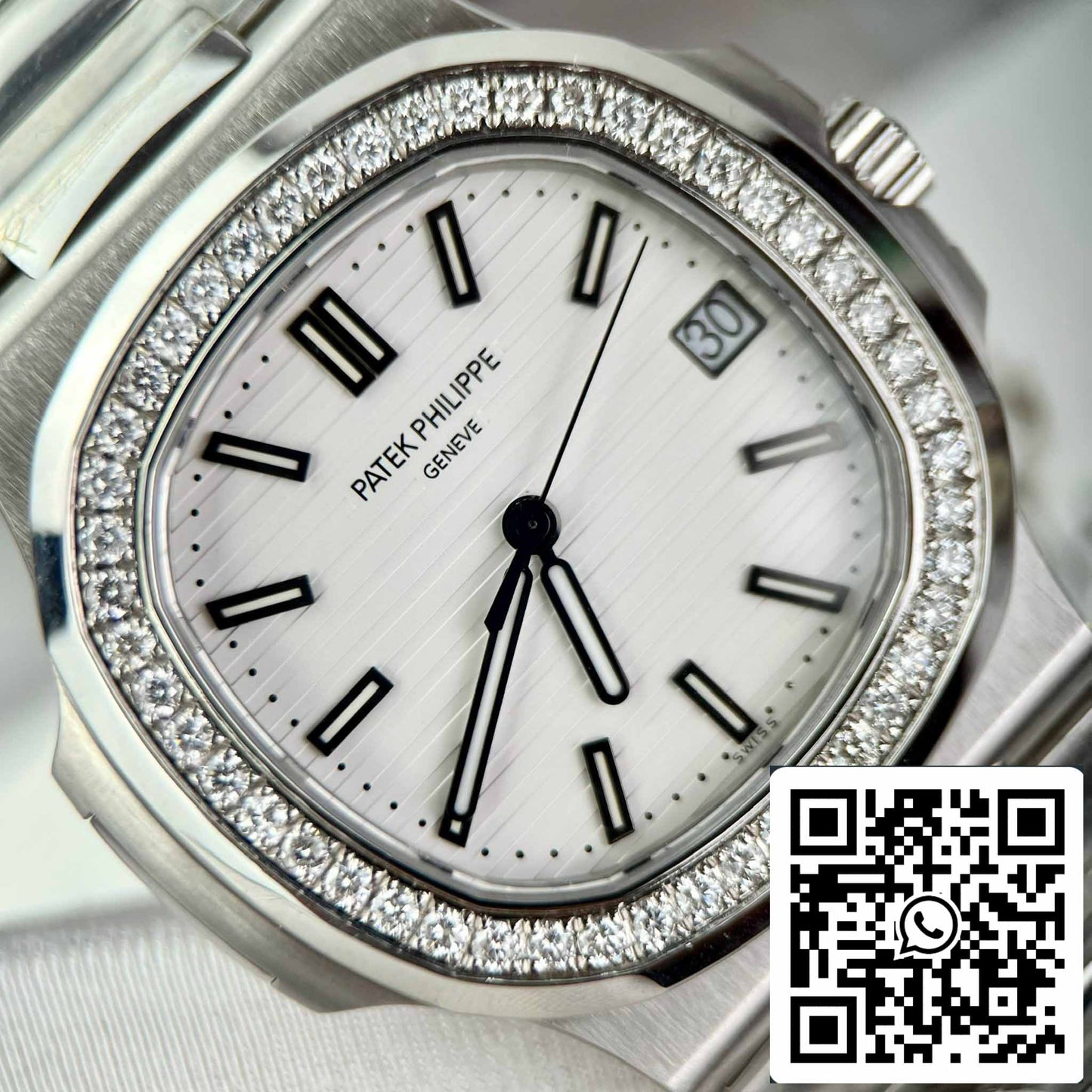 Patek Philippe Nautilus 5711/1A-011 Best 1:1 Edition PPF Fabbrica custom Diamonds Moissanite