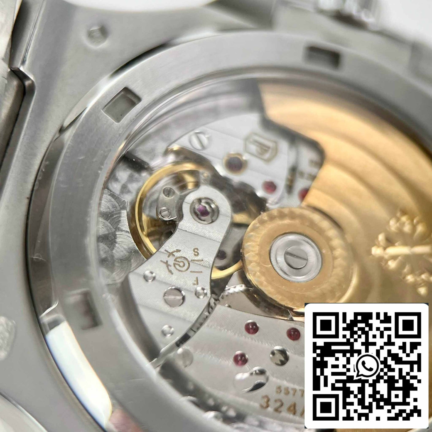 Patek Philippe Nautilus 5711/1A-011 Best 1:1 Edition PPF Fabbrica custom Diamonds Moissanite