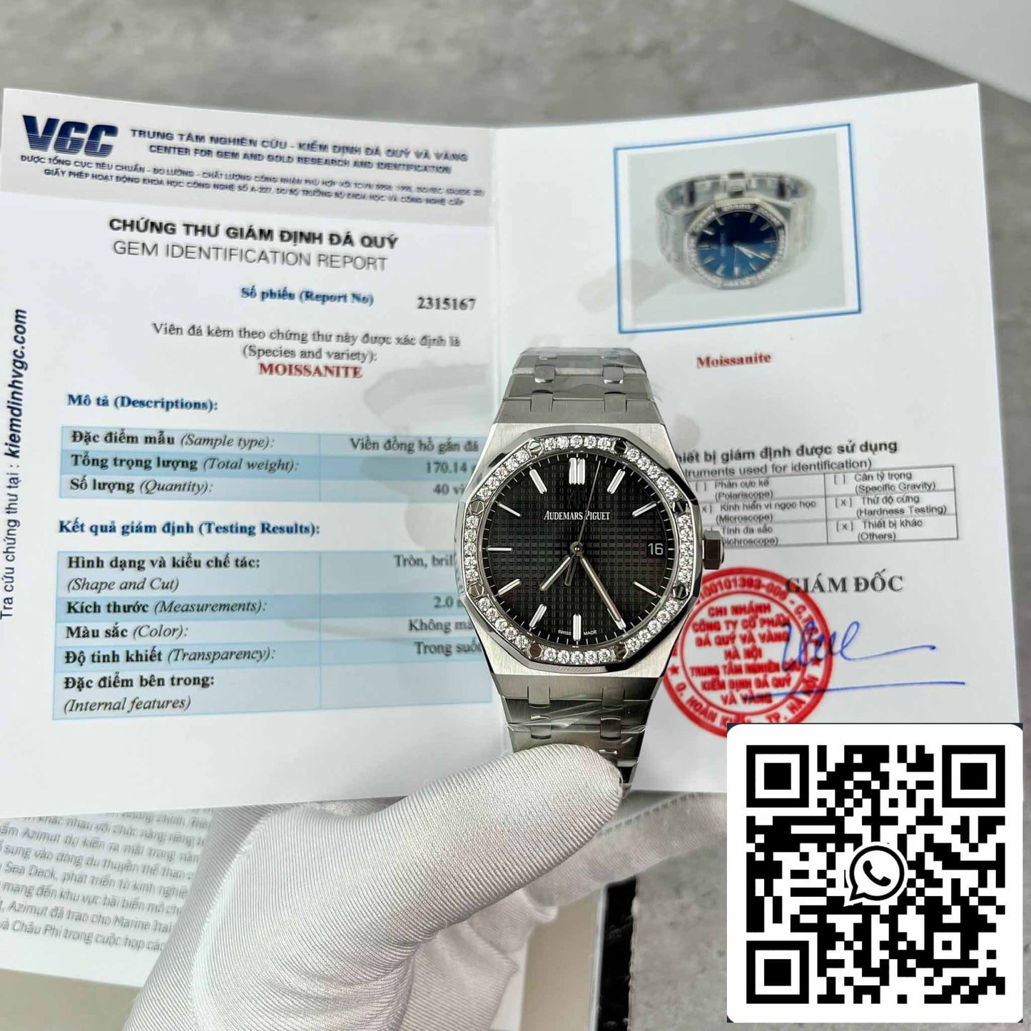 replica Audemars Piguet Royal Oak 15400ST.OO.1220ST.01 Custom Moissanite Diamonds