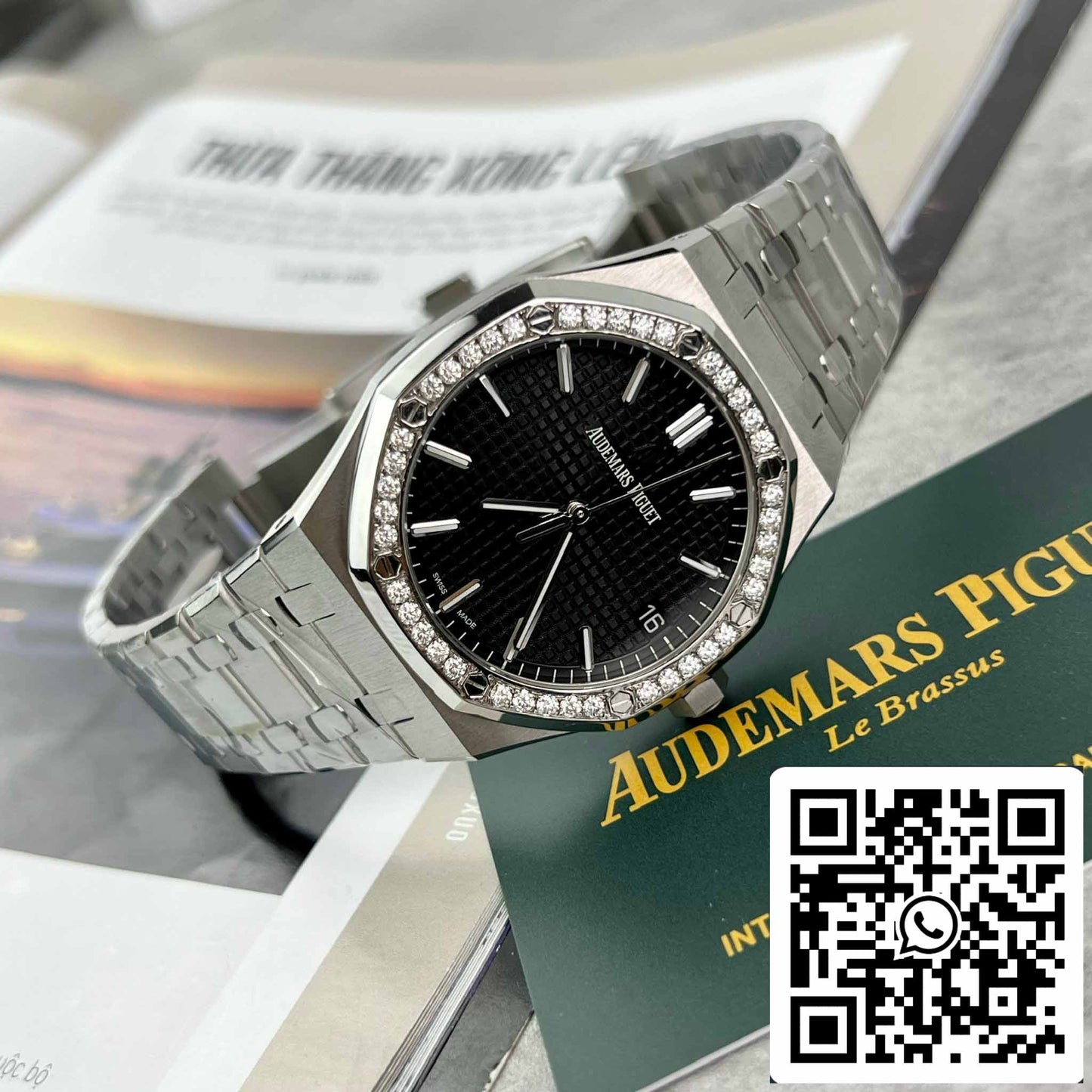 replica Audemars Piguet Royal Oak 15400ST.OO.1220ST.01 Custom Moissanite Diamonds
