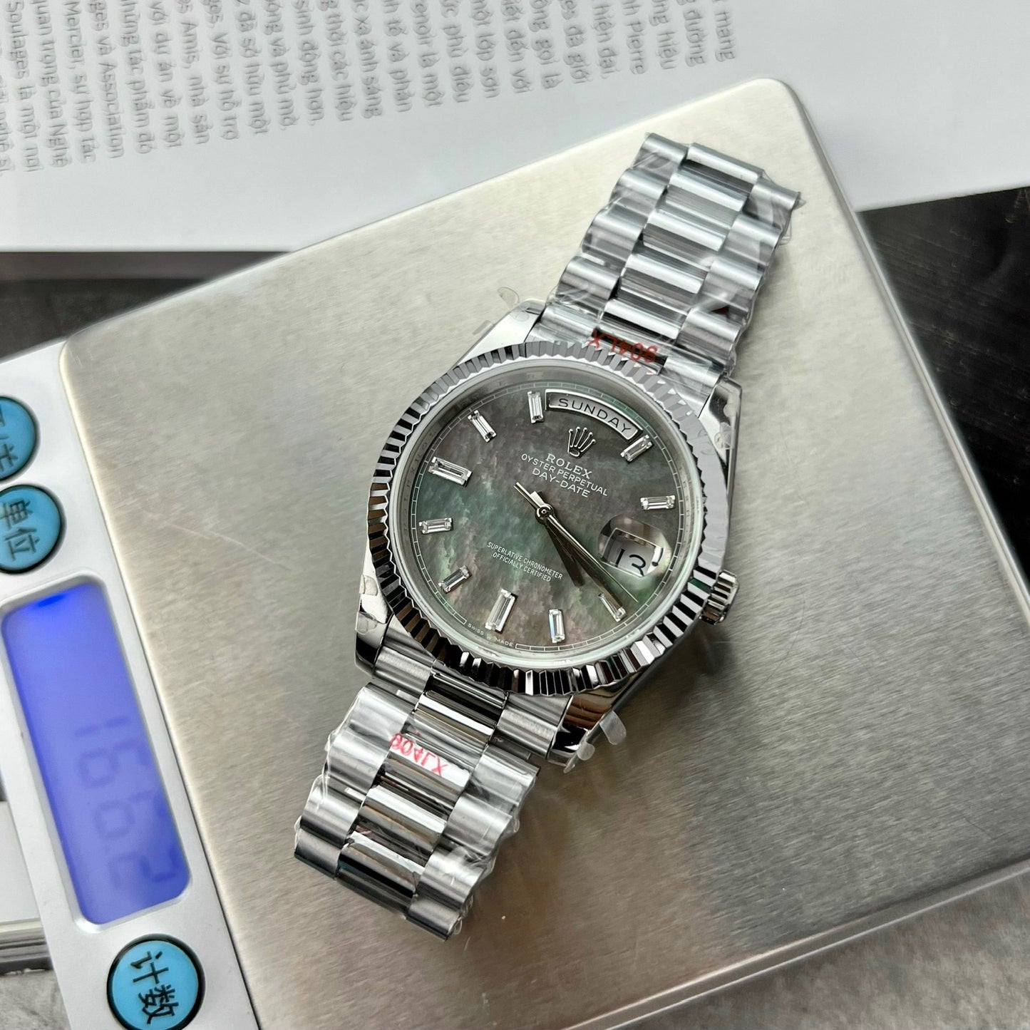 Rolex Day Date 40 228239 - Mother Of Pearl quadrante Best 1:1 Edizione GM Fabbrica V2
