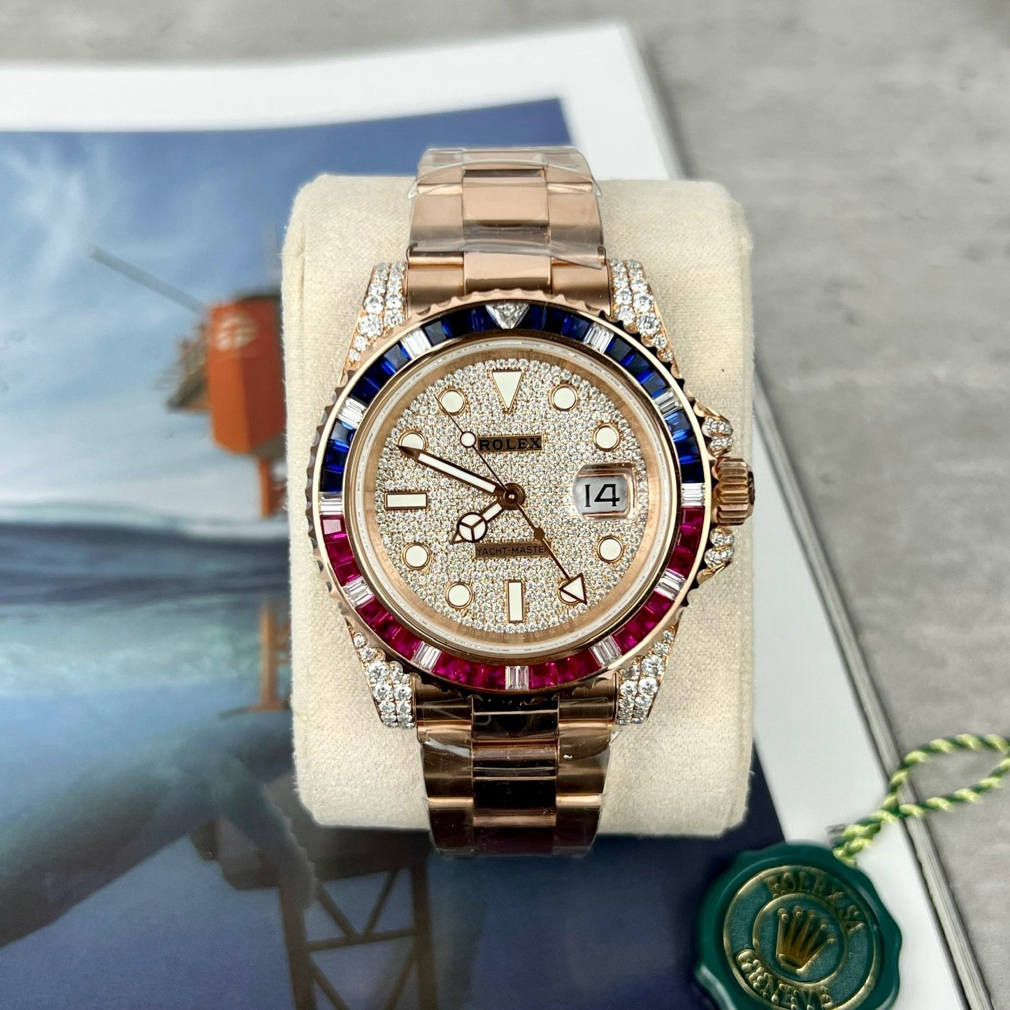 Rolex GMT-Master II 126755 SARU-DIAO Best 1:1 Edizione Ruby Stone and Moissanite 18k Oro