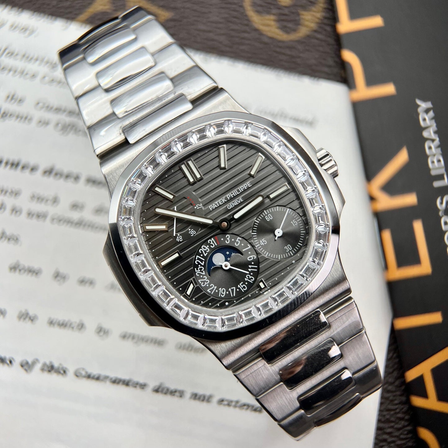 Patek Philippe Nautilus 5712GR 1:1 edizione migliore GR Fabbrica Grigio quadrante
