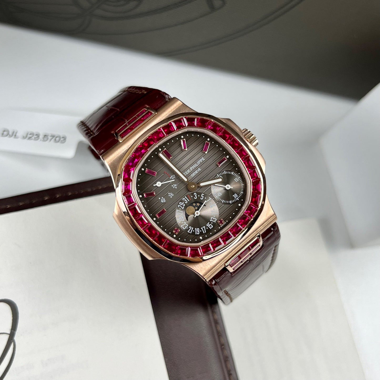 Patek Philippe Nautilus 5712 18k rose gold 1:1 best Edition PPF Fabbrica custom Ruby Stone