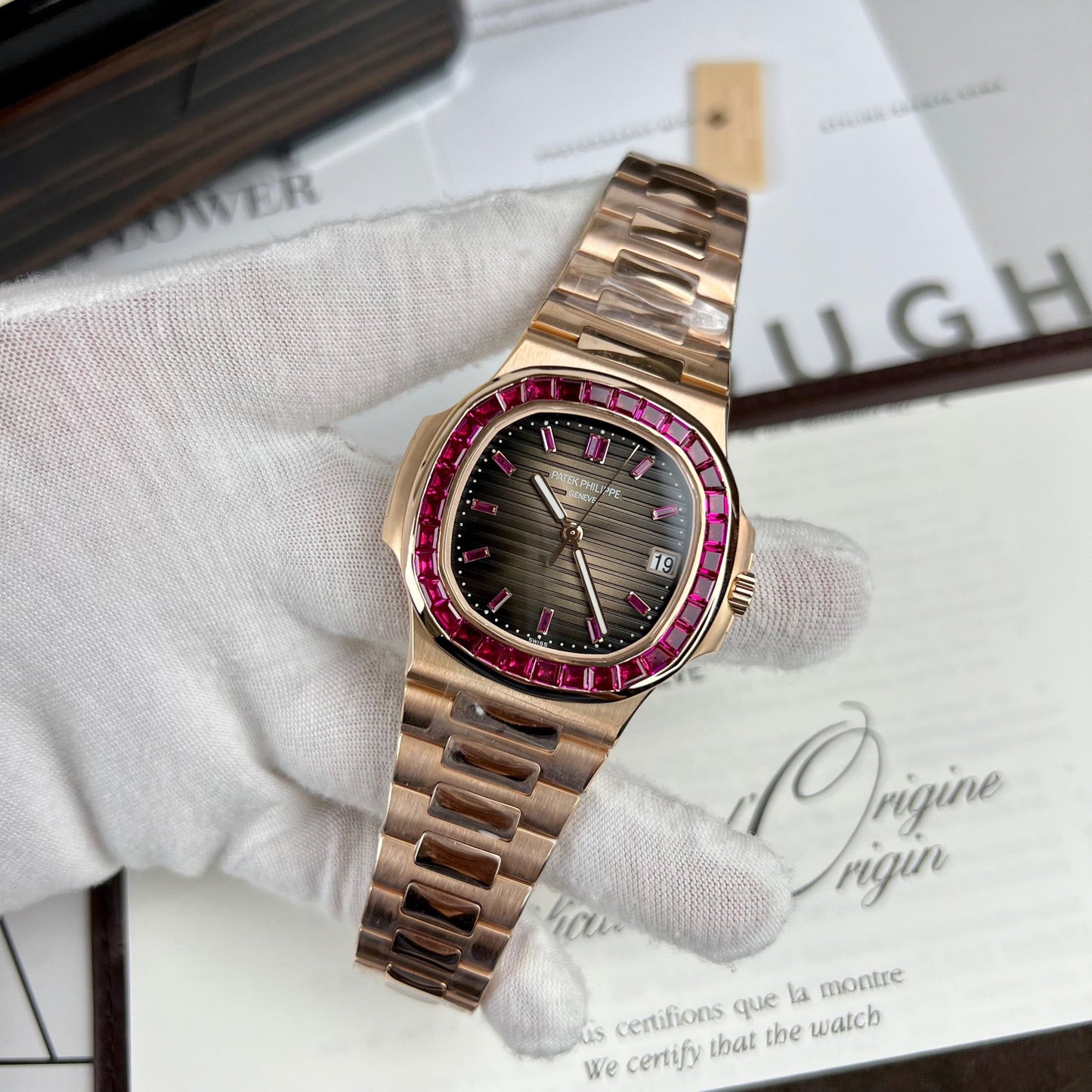 Patek Philippe Nautilus 5711 18k rose gold 1:1 best Edition PPF Fabbrica custom Ruby Stone