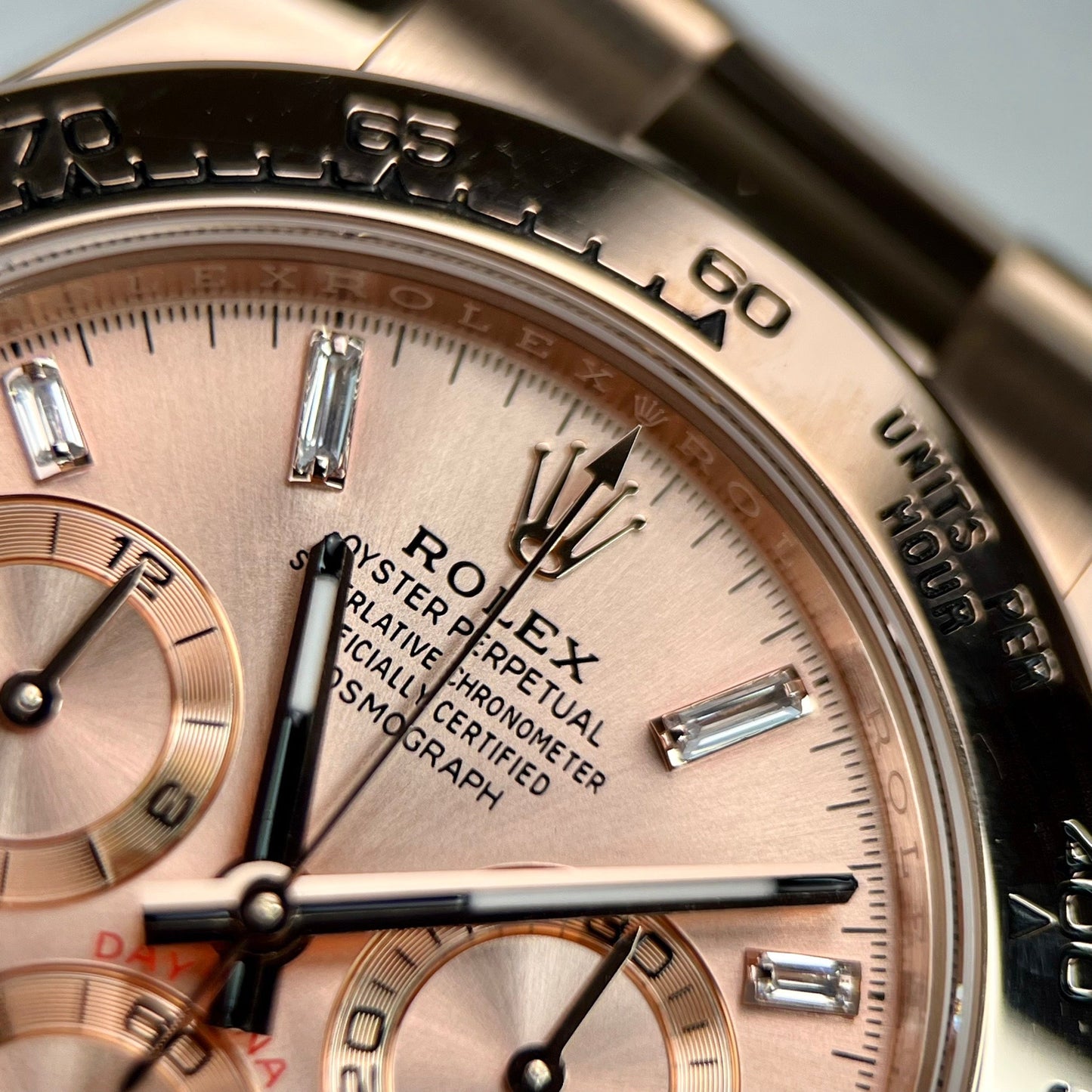 replica Rolex Cosmograph Daytona 40mm Everose Oro 116505 1:1 edizione migliore BTF