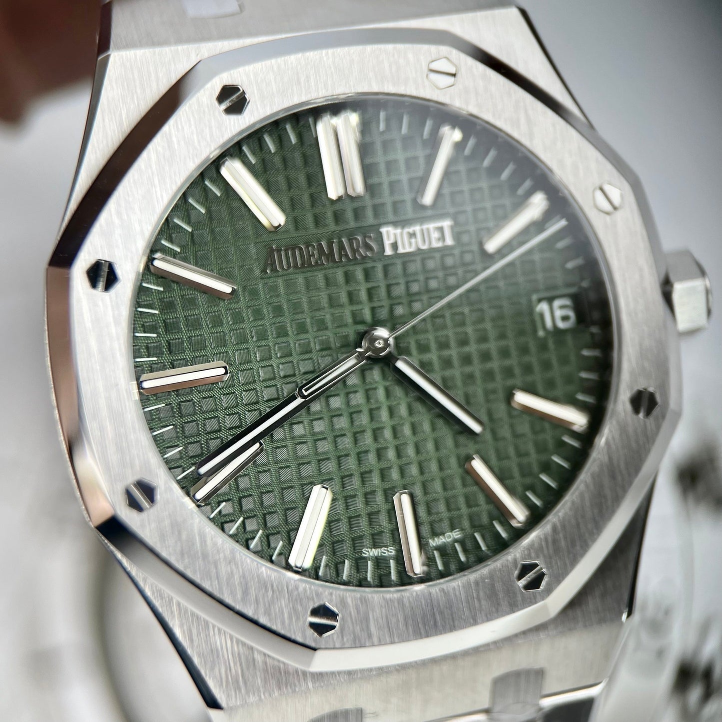 Audemars Piguet Royal Oak 15510ST.OO.1320ST.04 1:1 Best Edition ZF Fabbrica Green Dial Newest Version