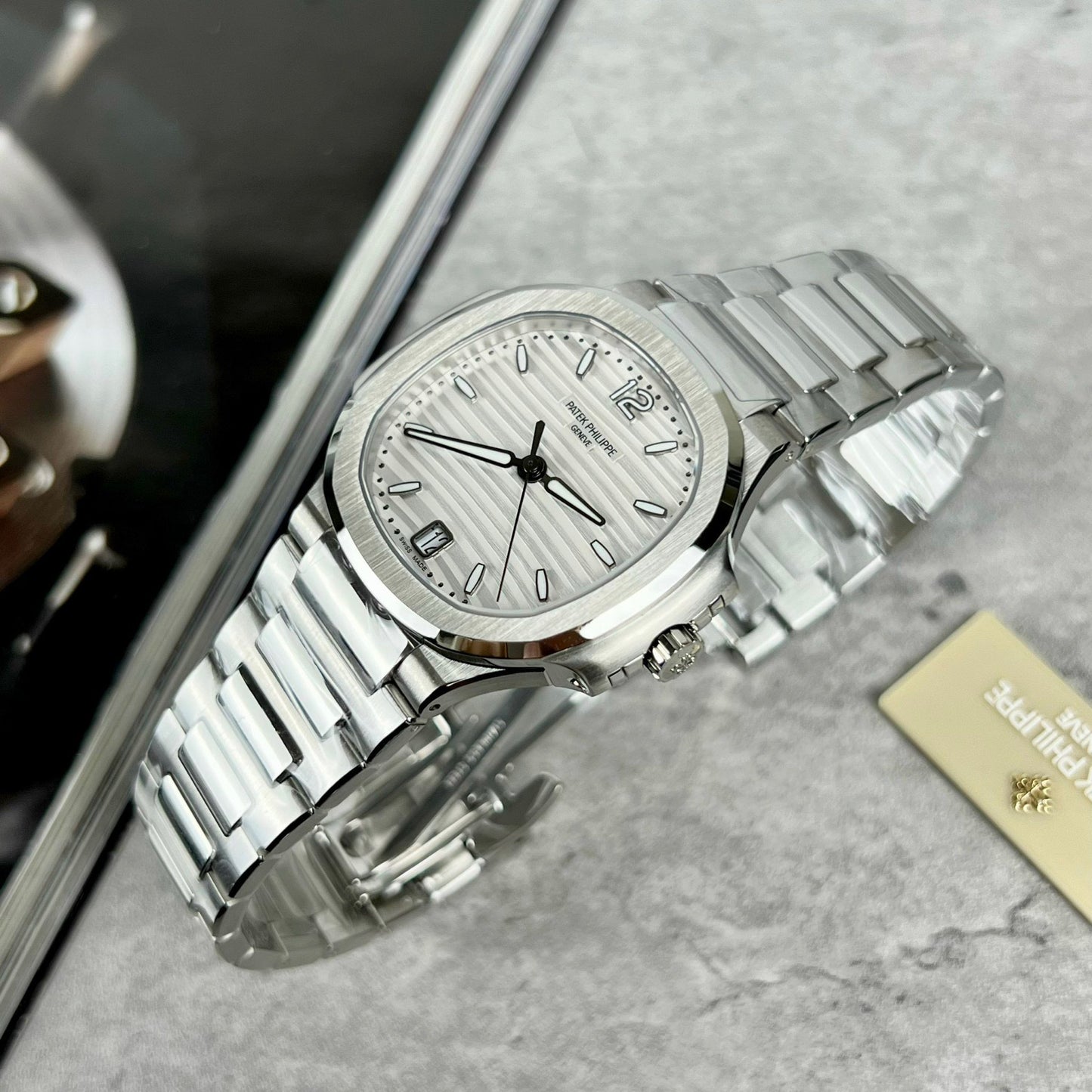 Patek Philippe Nautilus Ladies 7118/1A-010 3K Fabbrica 1:1 edizione migliore Swiss ETA324