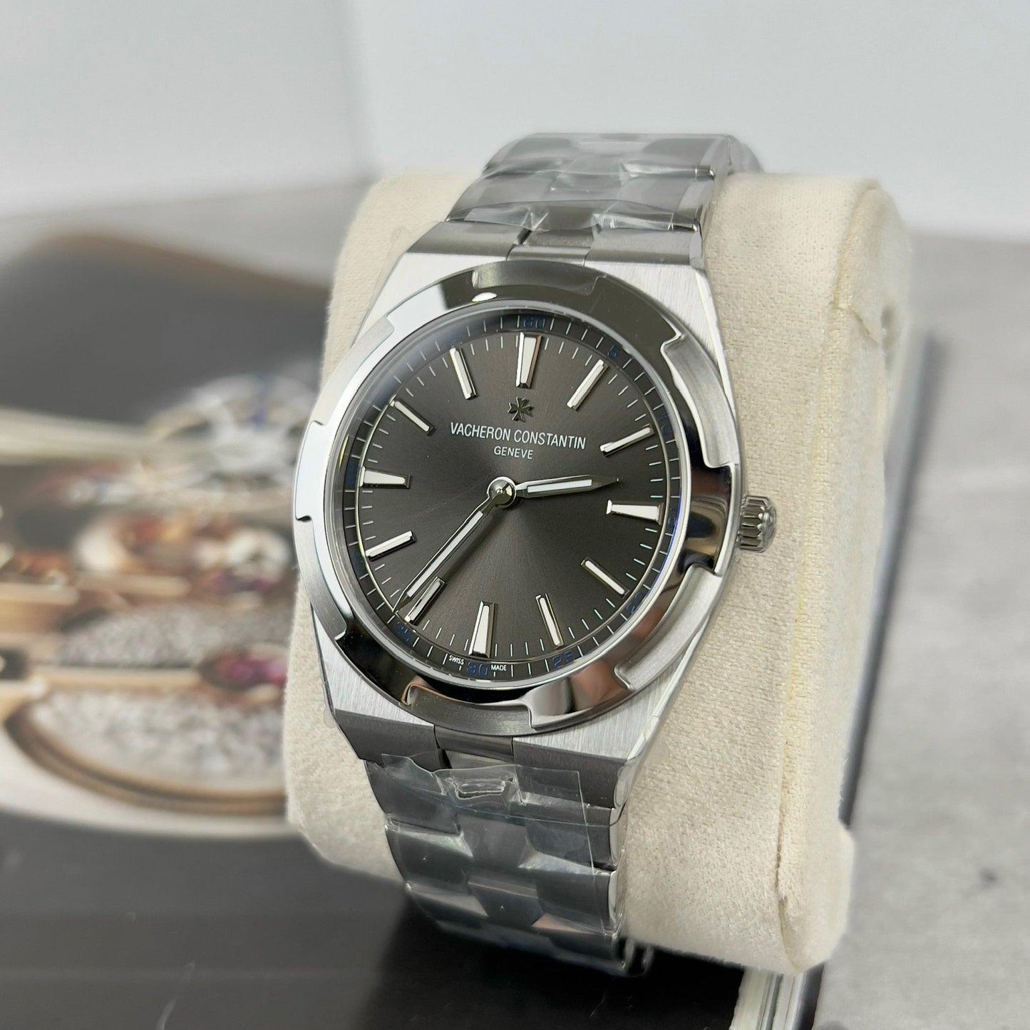 Vacheron Constantin Overseas 2000V/120G-B122 1:1 Best Edition XF Fabbrica Gray Dial Newest Version