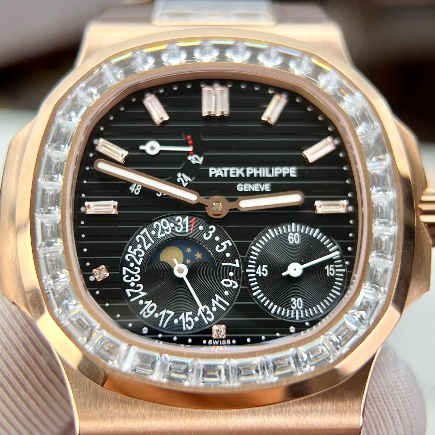 Patek Philippe Nautilus 5724R-001 GR Fabbrica 1:1 edizione migliore quadrante nero Rosa Oro e pedra