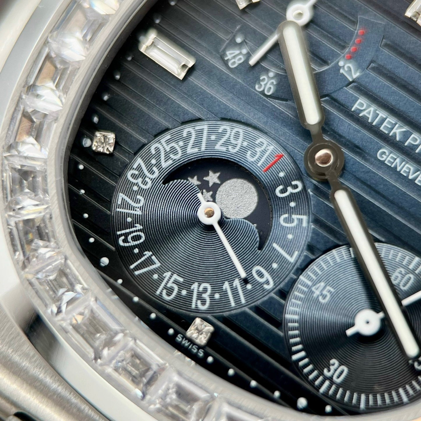 Patek Philippe Nautilus 5712/1R-001 1:1 edizione migliore GR Fabbrica quadrante blu and Stone