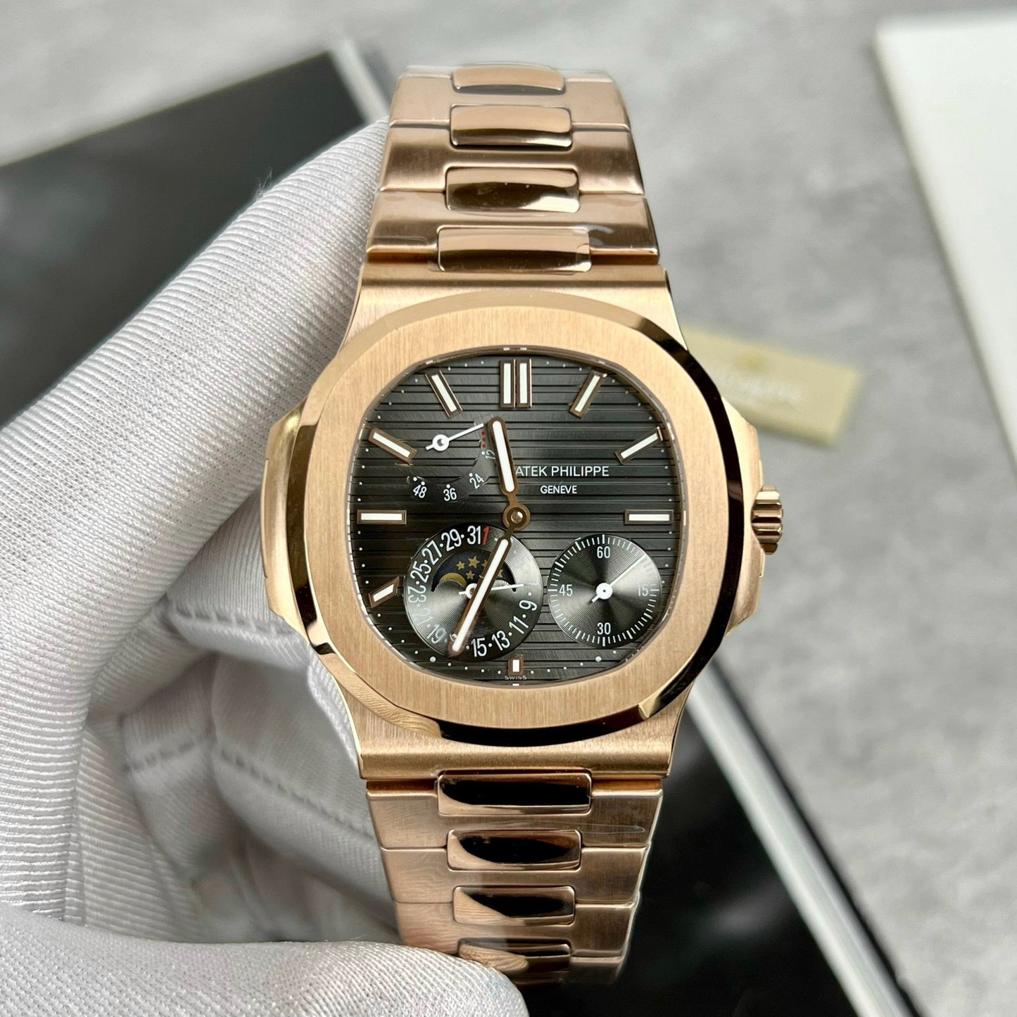Patek Philippe Nautilus 5712/1R-001 1:1 edizione migliore GR Fabbrica Grigio quadrante Rosa Oro