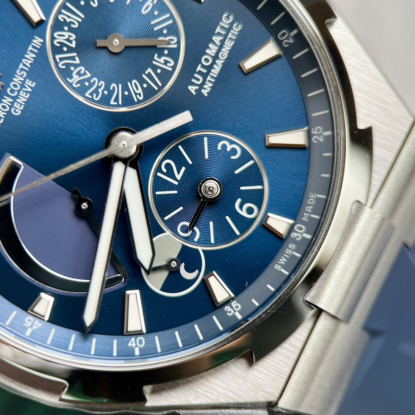 Vacheron Constantin Overseas 47450/000W-9511 TWA Fabbrica 1:1 Best Edition Blue Dial Rubber cinturino