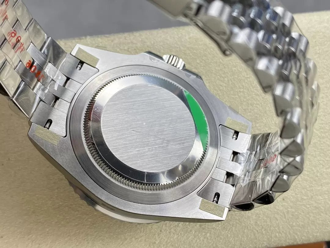 Rolex GMT Master II M126710BLRO-0001 Pepsi 1:1 edizione migliore from AR Fabbrica V3 Upgrade